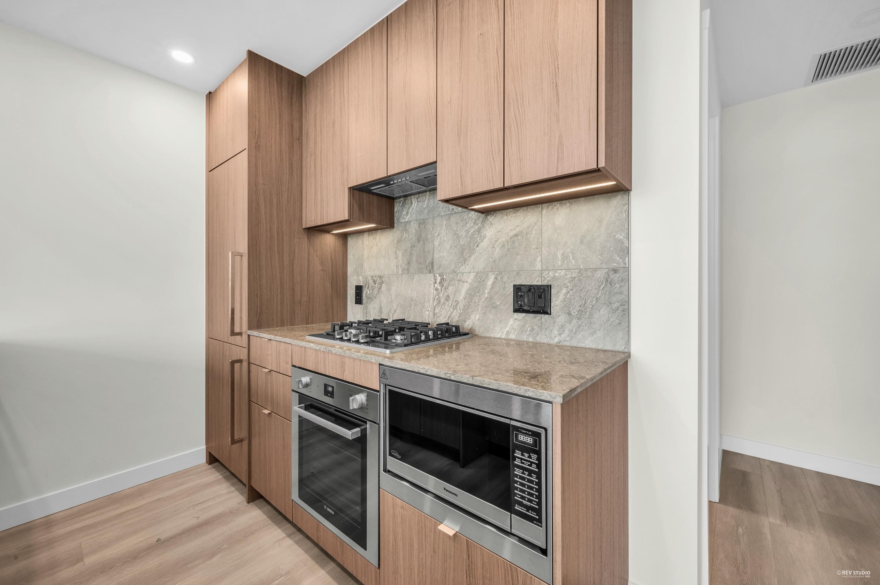1608 - 626 Claremont Street, Coquitlam, V3J 3T4 — photo 4
