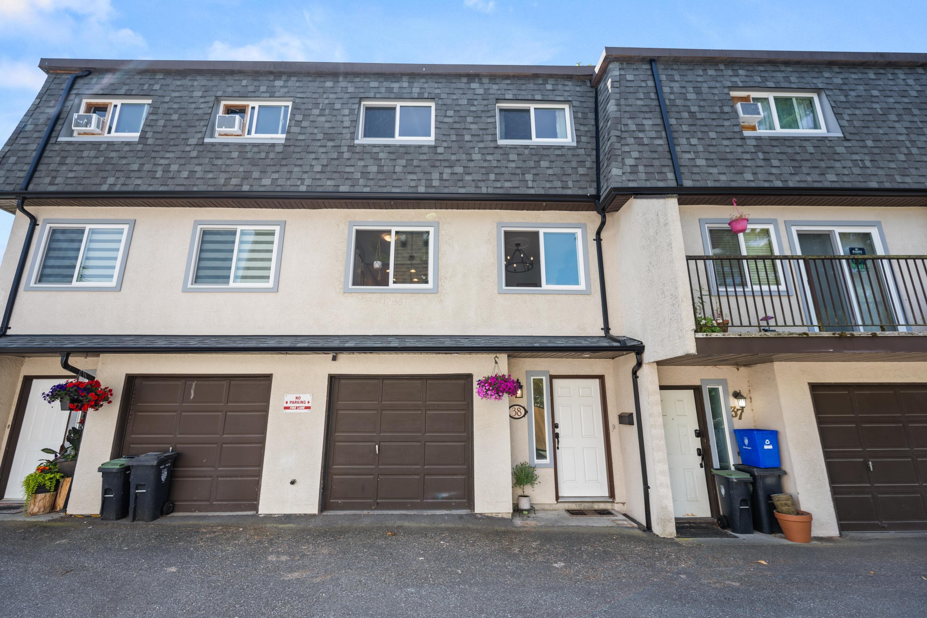 38 - 27125 31a Avenue, Langley