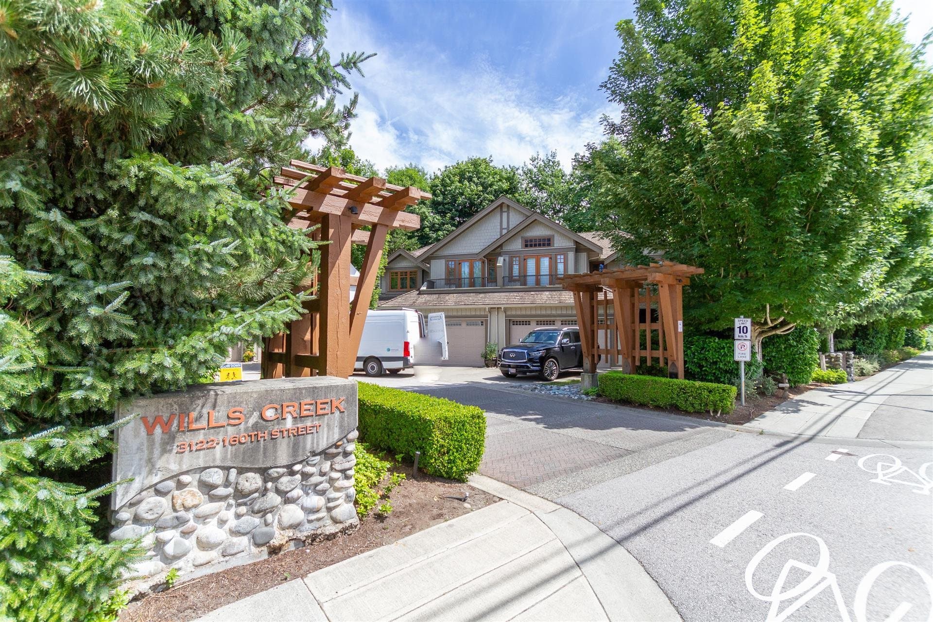 18 - 3122 160 Street, Surrey