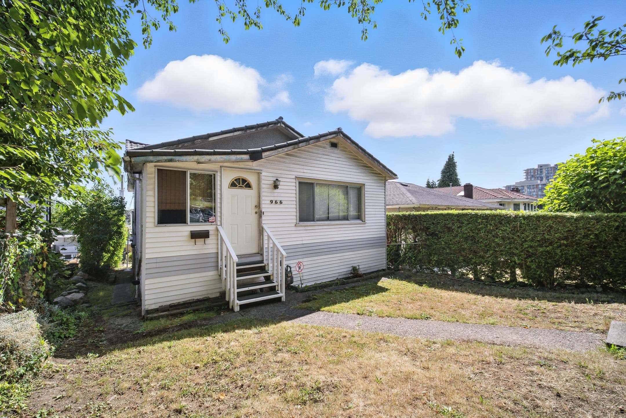 966 E 64th Avenue, Vancouver