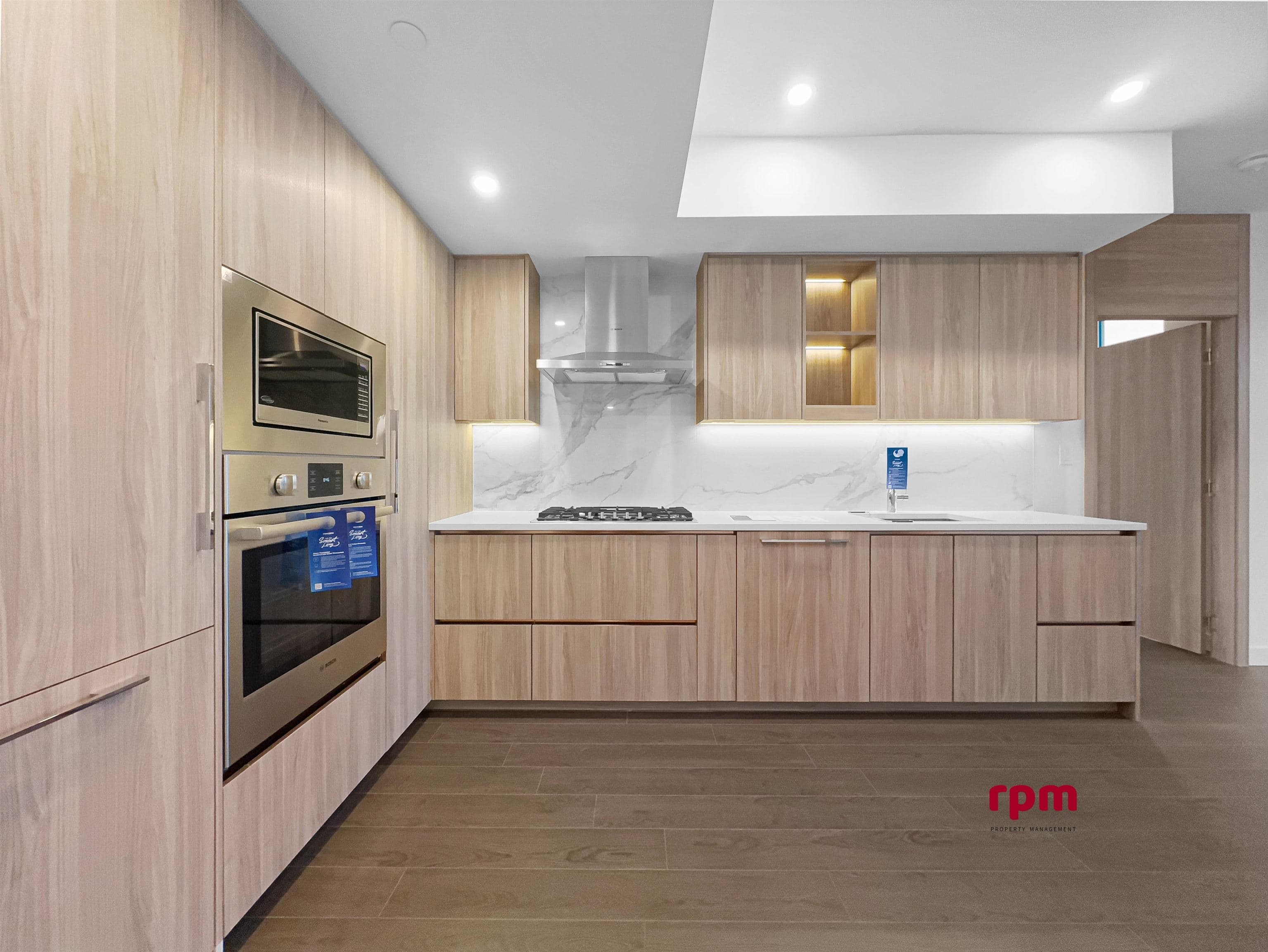 15xx - 13778 100 Avenue, Surrey, V3T 0V3 — photo 3