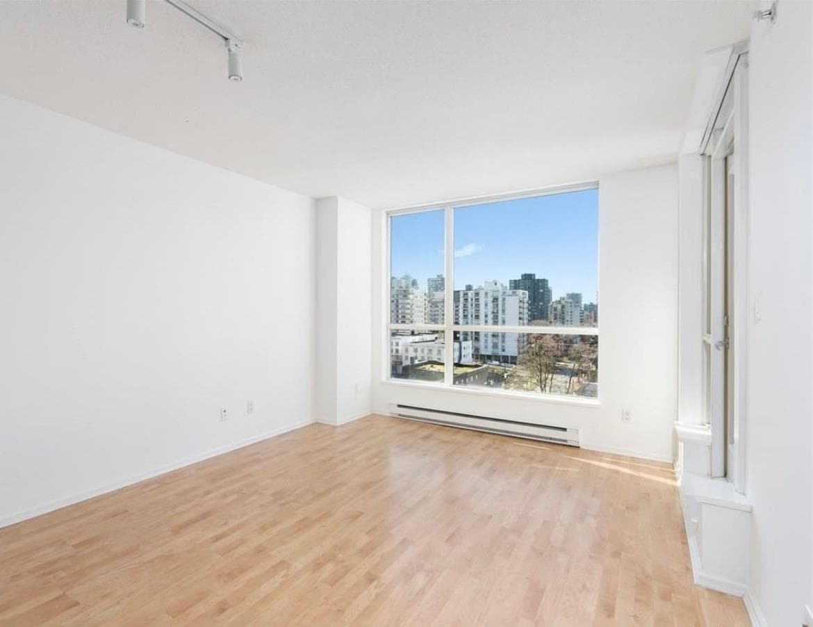 604 - 1420 W Georgia Street, Vancouver, V6G 3K4 — photo 4