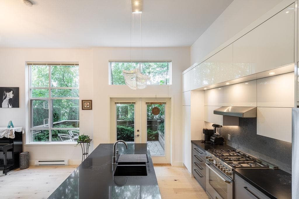 5952 Chancellor Mews, Vancouver, V6T 2L5 — photo 2