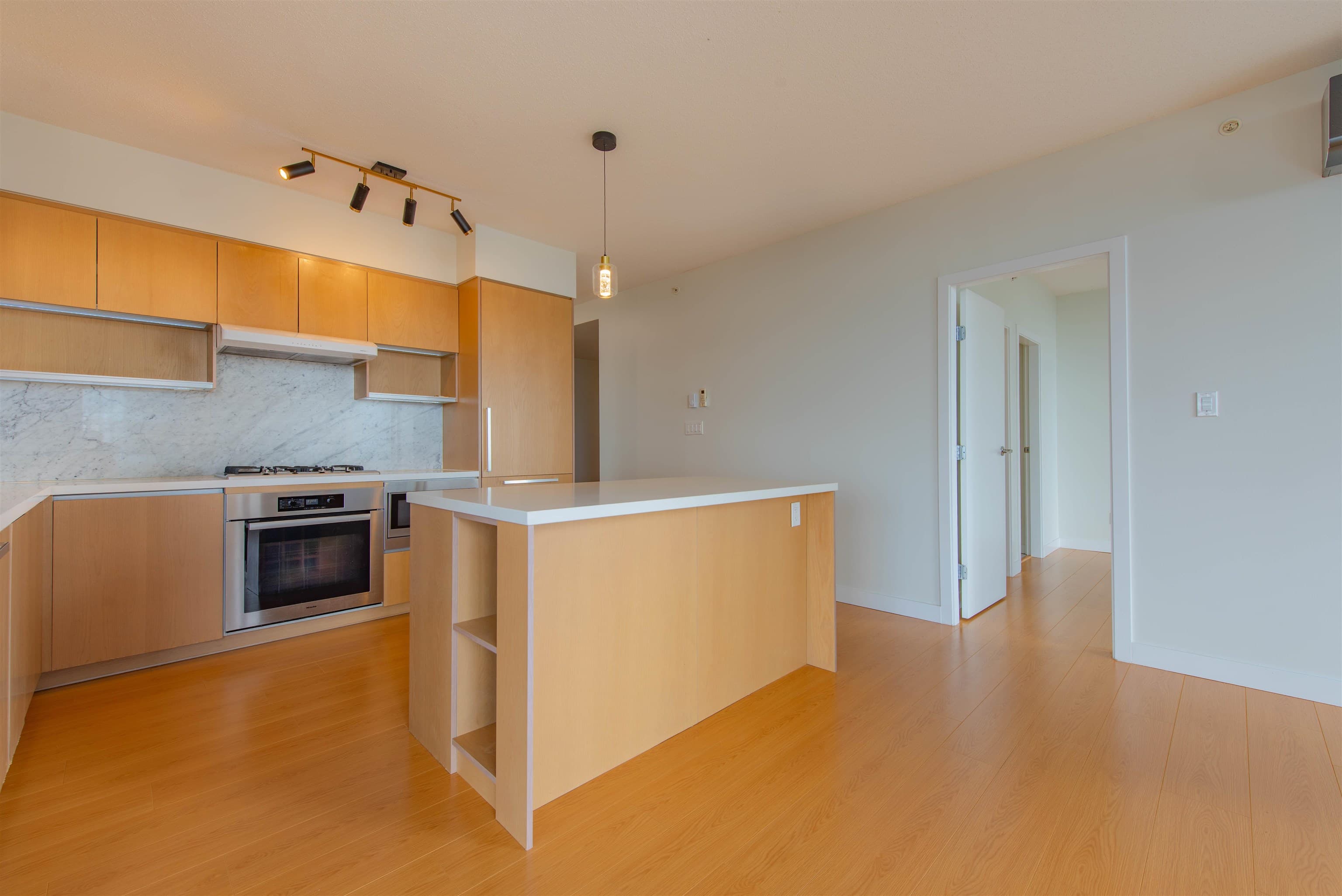 3305 - 6588 Nelson Avenue, Burnaby, V5H 0E8 — photo 5