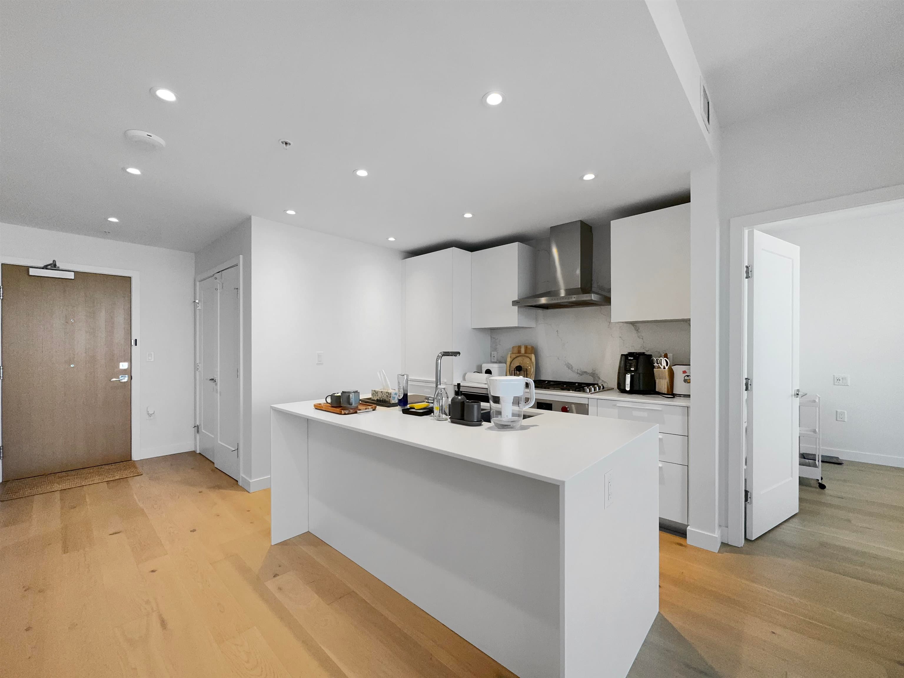 33xx - 6699 Dunblane Avenue, Burnaby, V5H 0J8 — photo 4