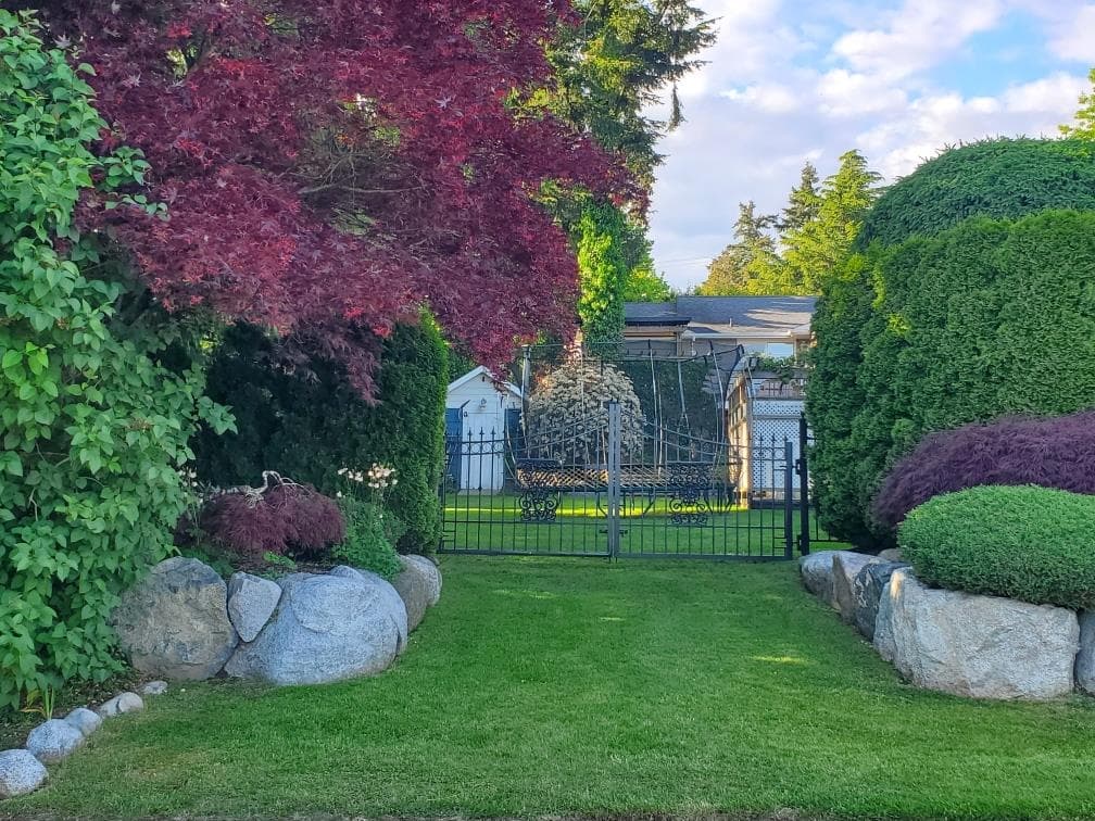 18227 55b Avenue, Surrey, V3S 7Z2 — photo 3