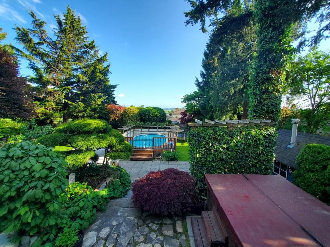18227 55b Avenue, Surrey, V3S 7Z2 — photo 5
