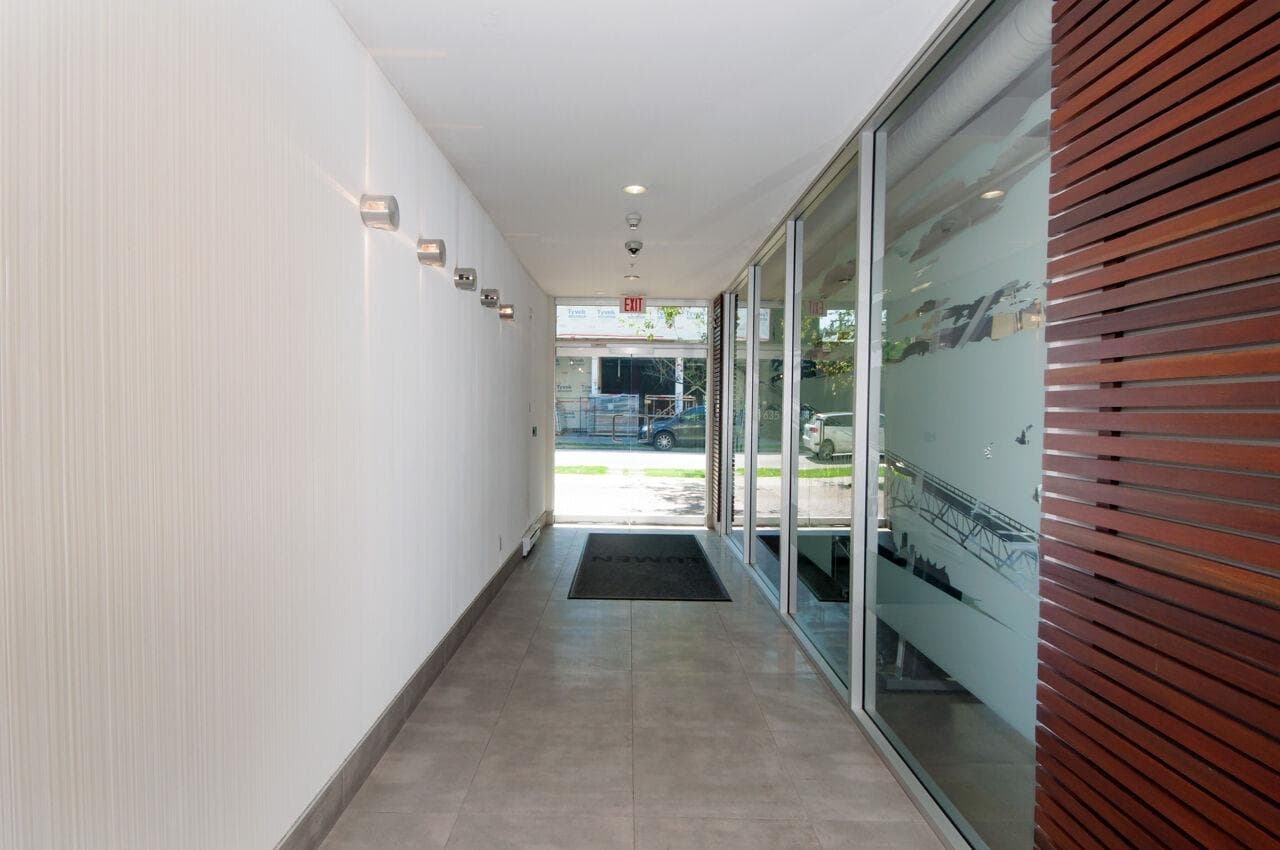 408 - 1635 W 3rd Avenue, Vancouver, V6J 0B6 — photo 2