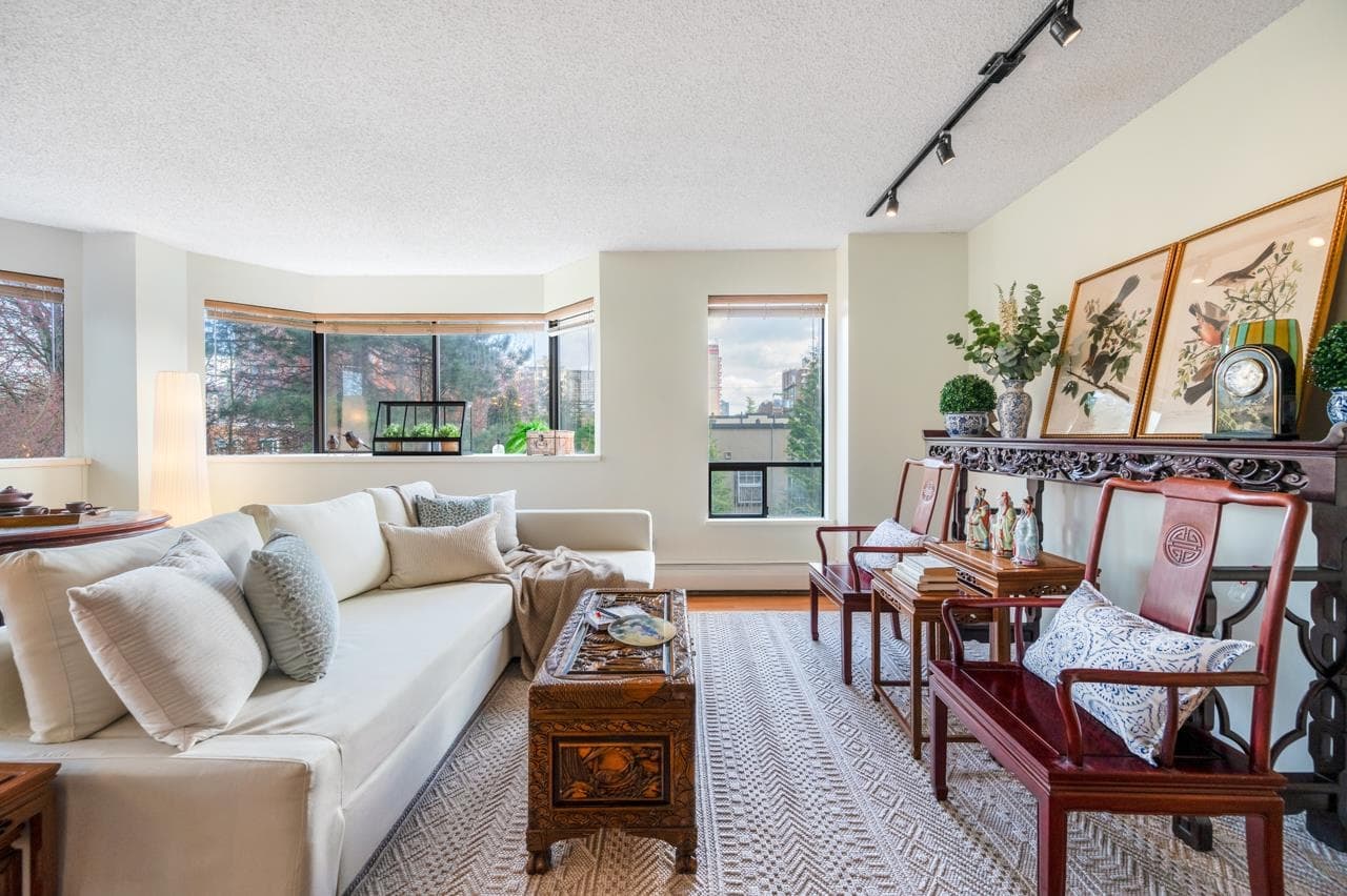 4A - 1568 W 12th Avenue, Vancouver