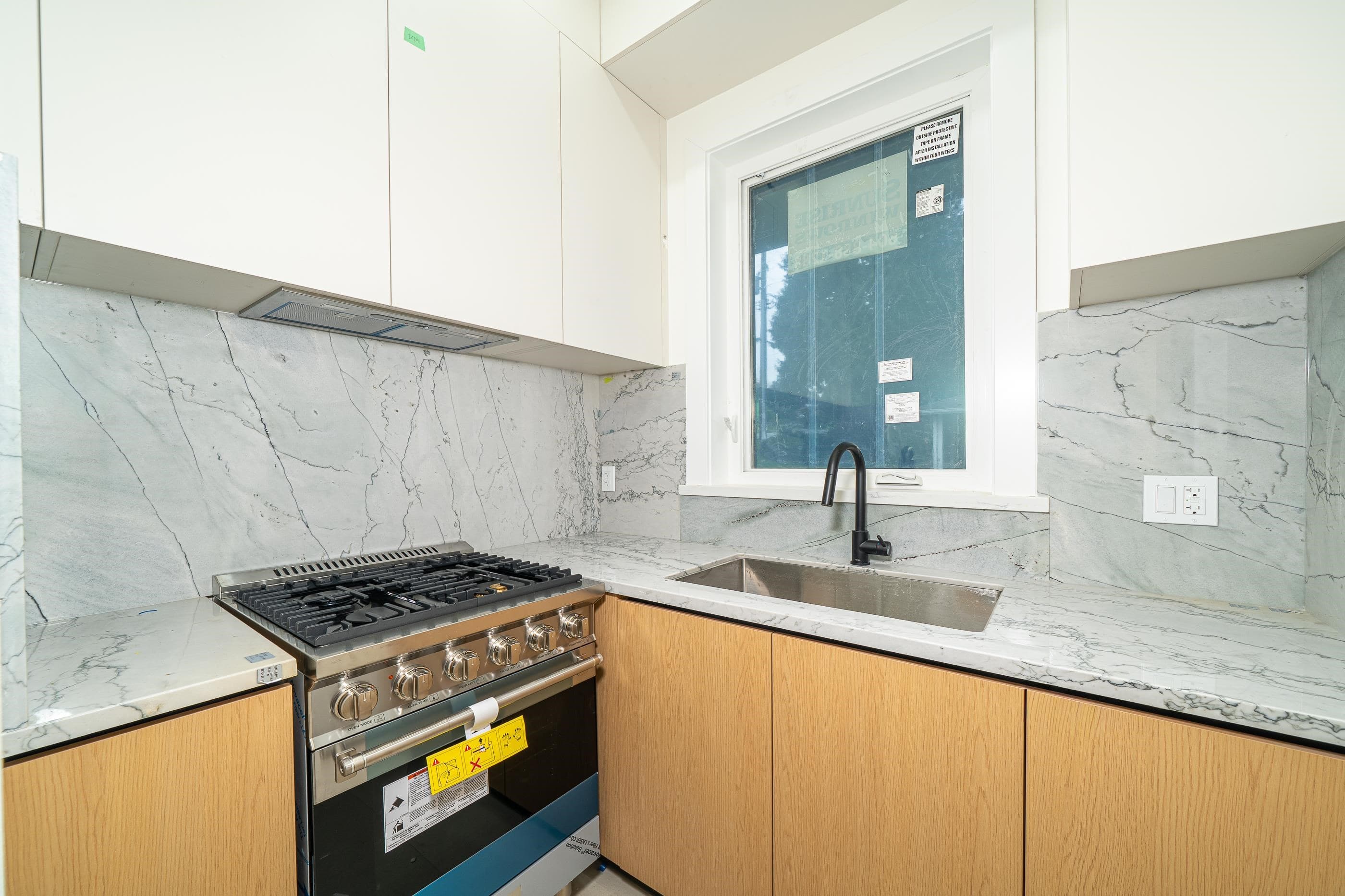 1 - 5091 Buxton Street, Burnaby, V5H 1J7 — photo 4