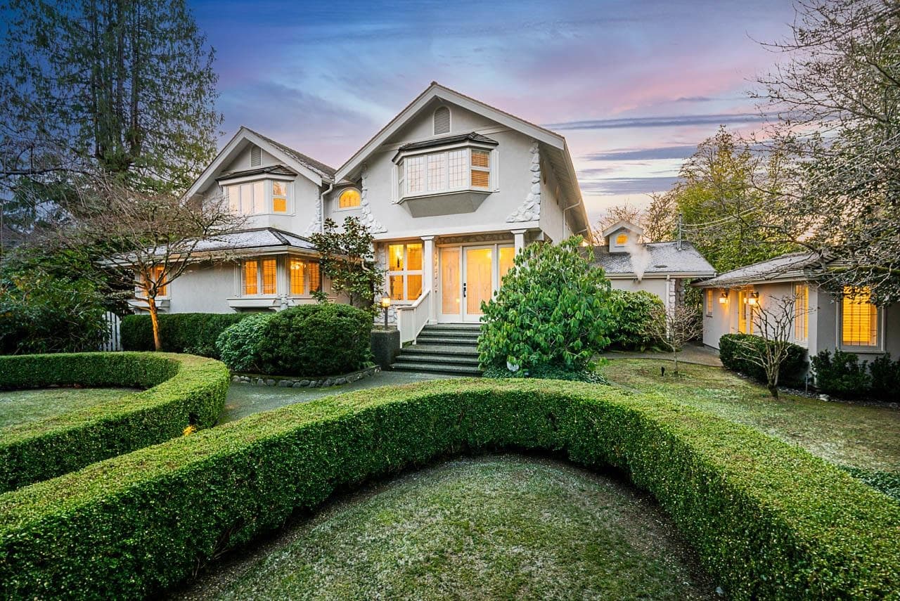 4480 Ross Crescent, West Vancouver, V7W 1B2 — photo 2
