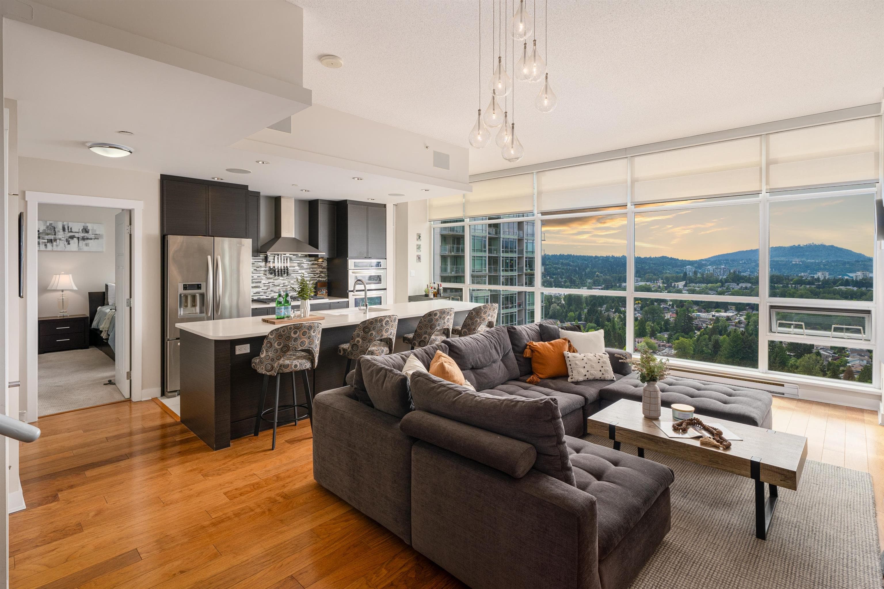 3401 - 2968 Glen Drive, Coquitlam, V3B 0C4 — photo 2