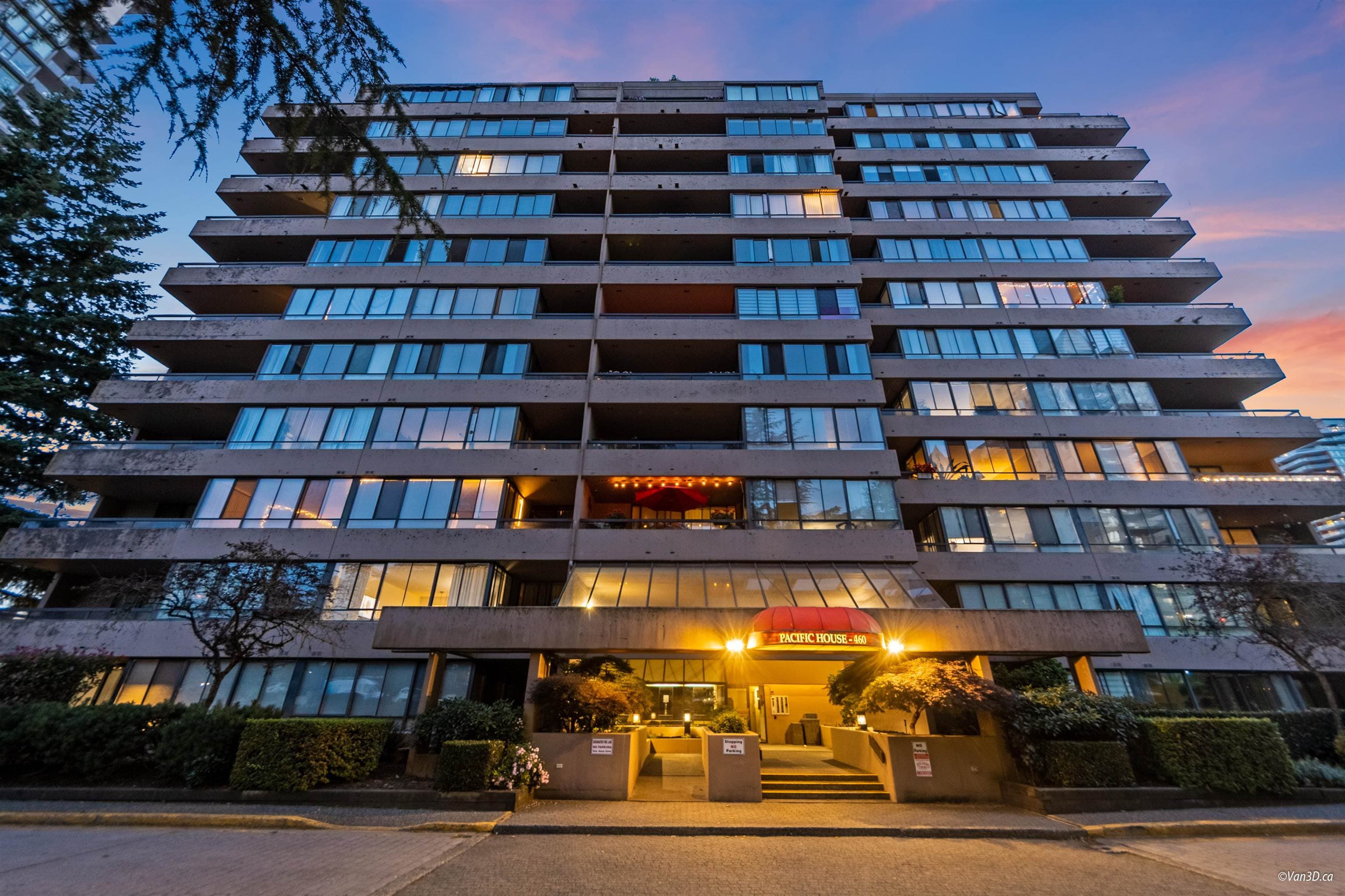 601 - 460 Westview Street, Coquitlam, V3K 6C9 — photo 1