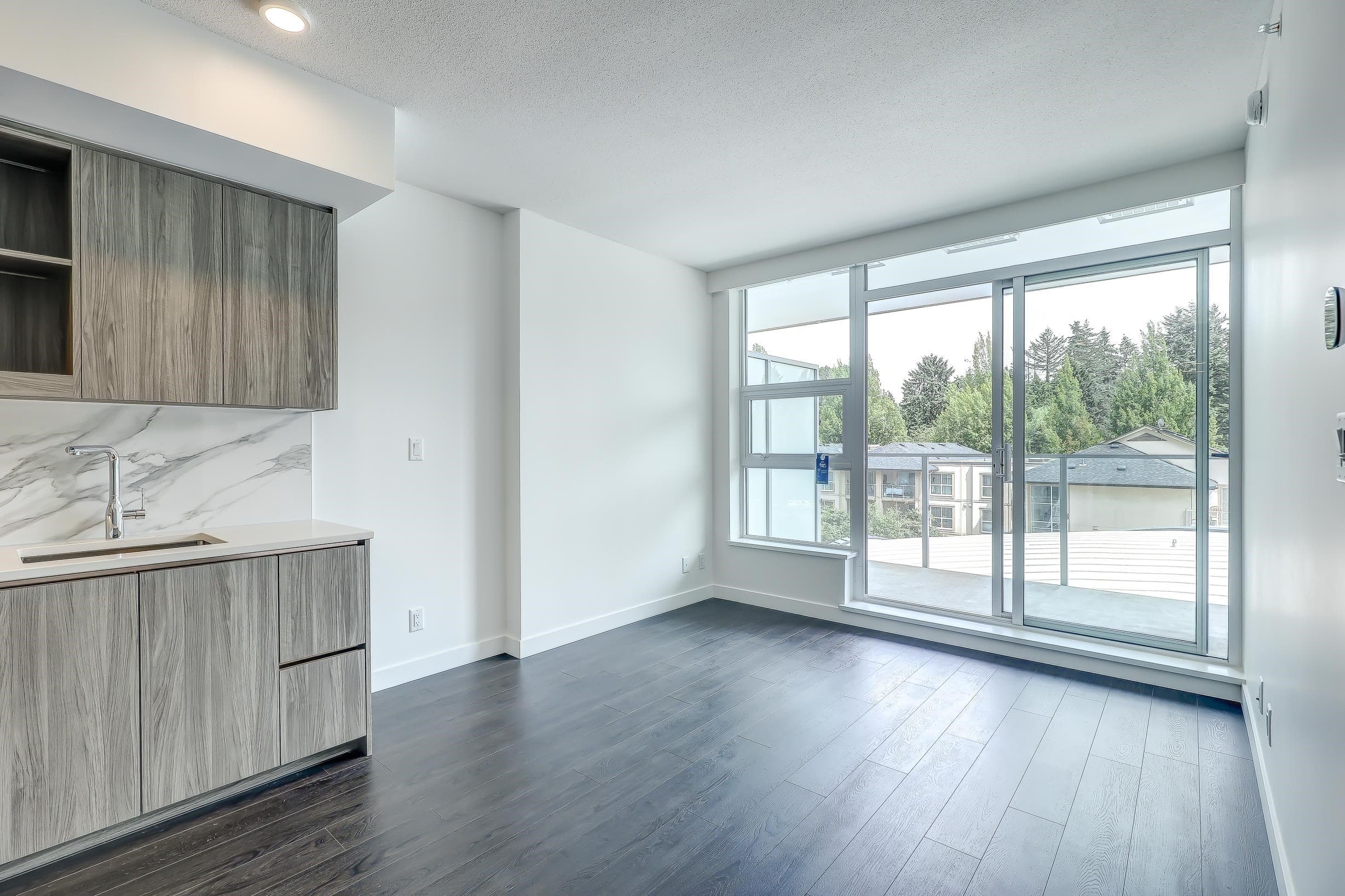 604 - 13768 100 Avenue, Surrey, V2T 0V2 — photo 2