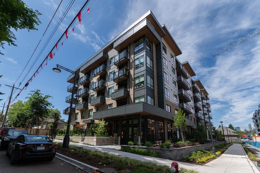 111 - 13439 94a Avenue, Surrey, V3V 0G9 — photo 2