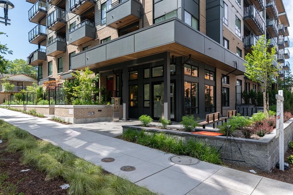 111 - 13439 94a Avenue, Surrey, V3V 0G9 — photo 3