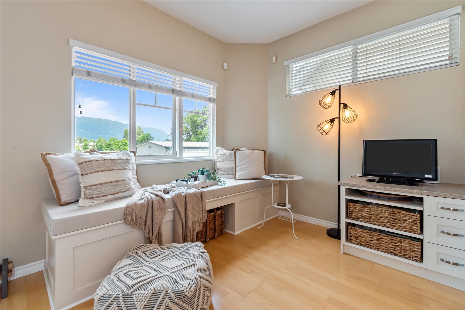 32 - 1108 Riverside Close, Port Coquitlam, V3B 8C2 — photo 4