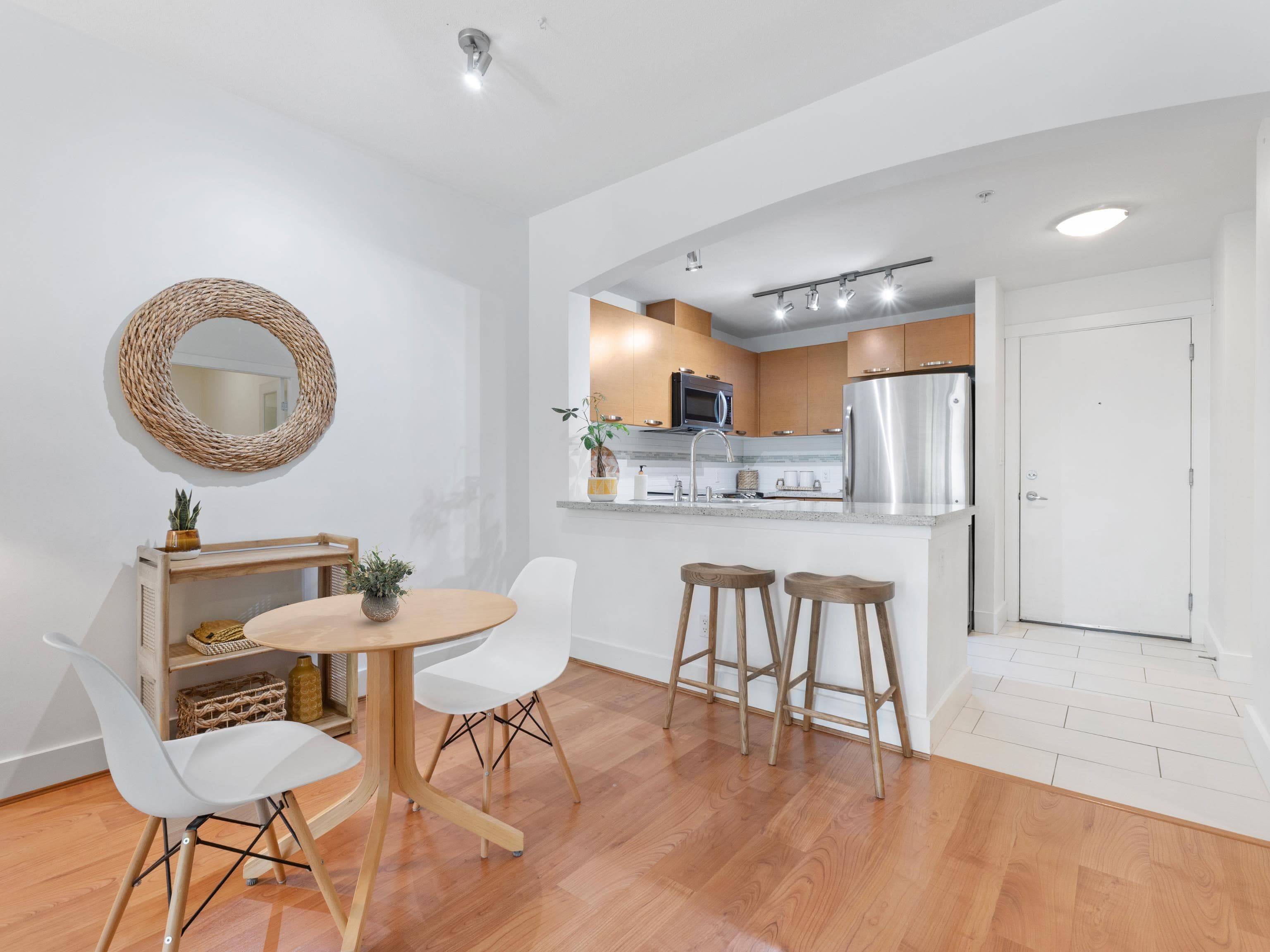 208 - 7428 Byrnepark Walk, Burnaby, V3N 0B4 — photo 5