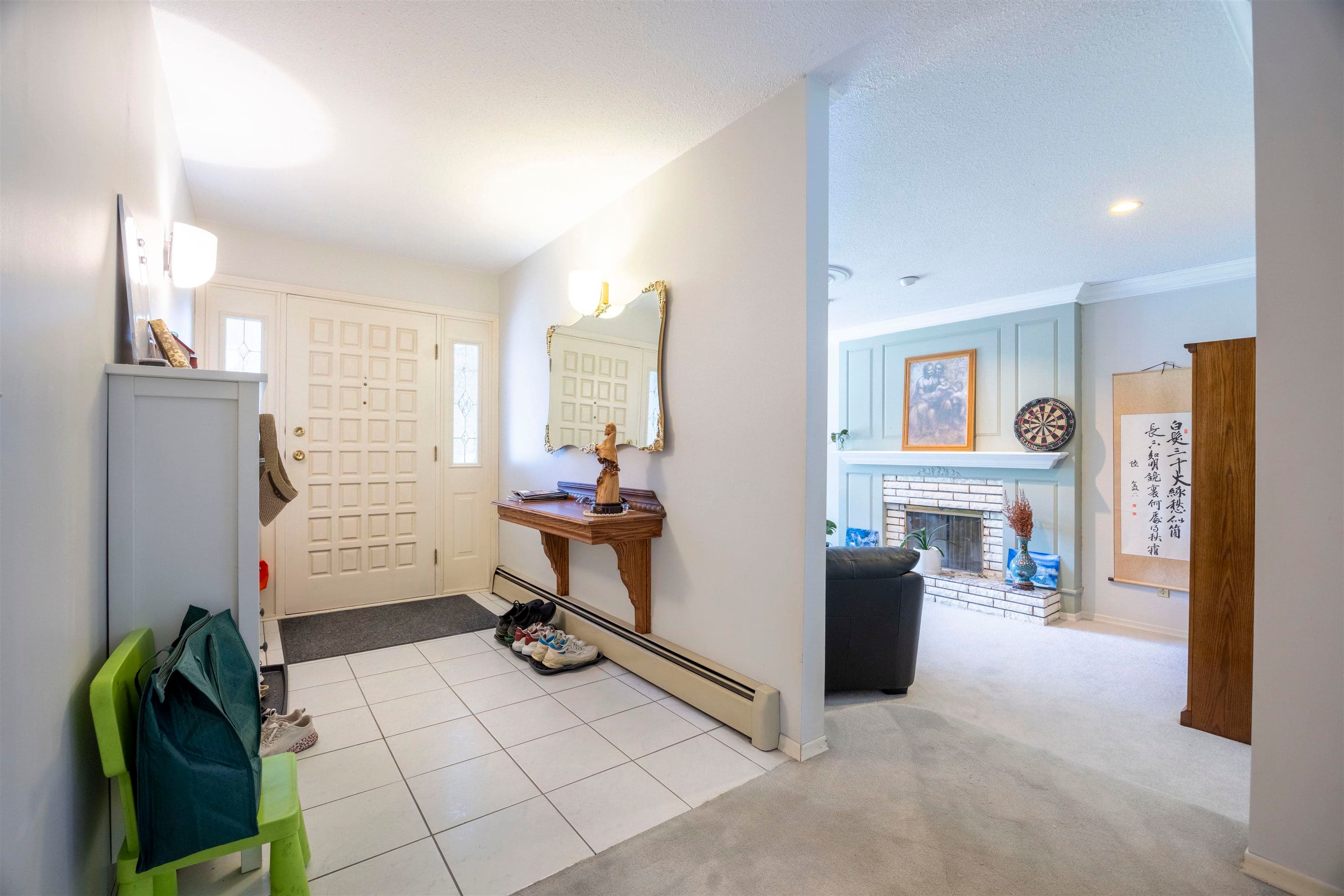 1308 Lansdowne Drive, Coquitlam, V3E 1K6 — photo 3