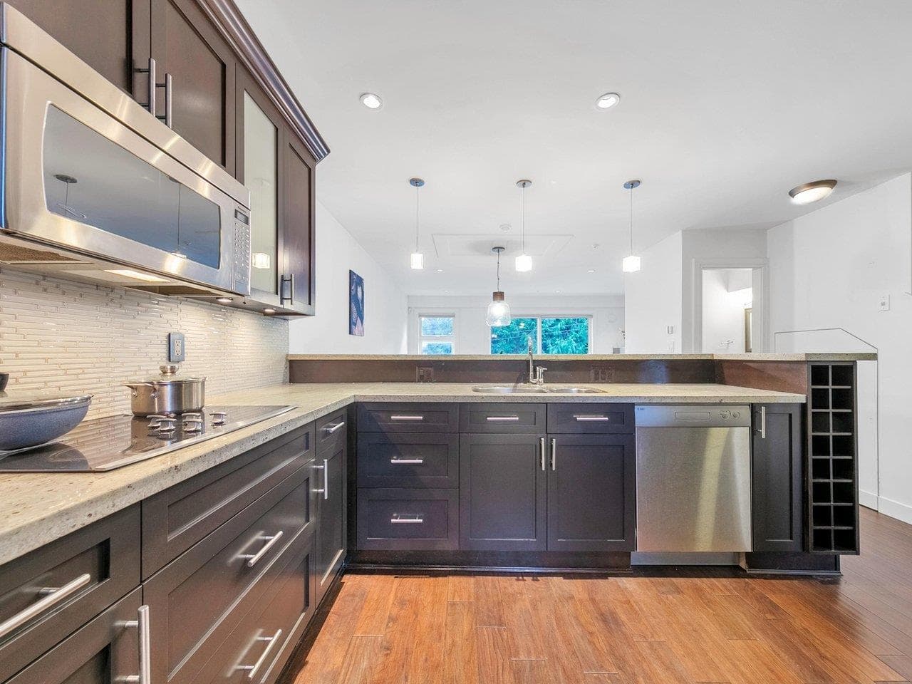 204 - 3788 W 10th Avenue, Vancouver, V6R 2G4 — photo 5