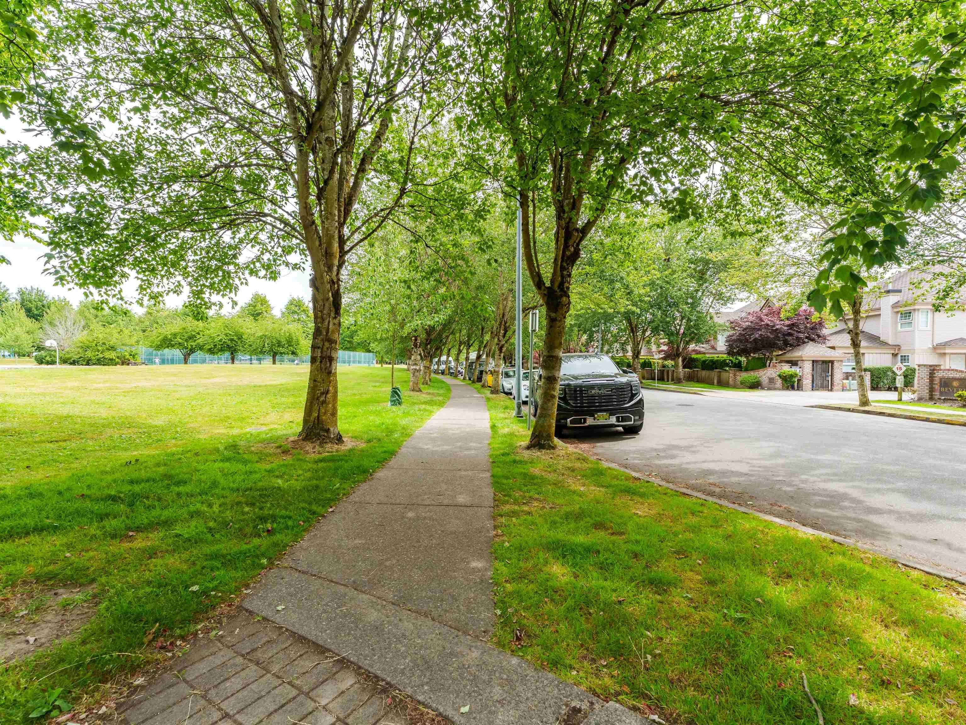 2 - 5700 Dover Crescent, Richmond