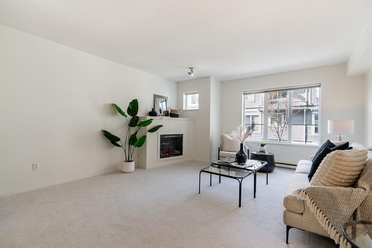92 - 15155 62a Avenue, Surrey, V3S 8A6 — photo 5