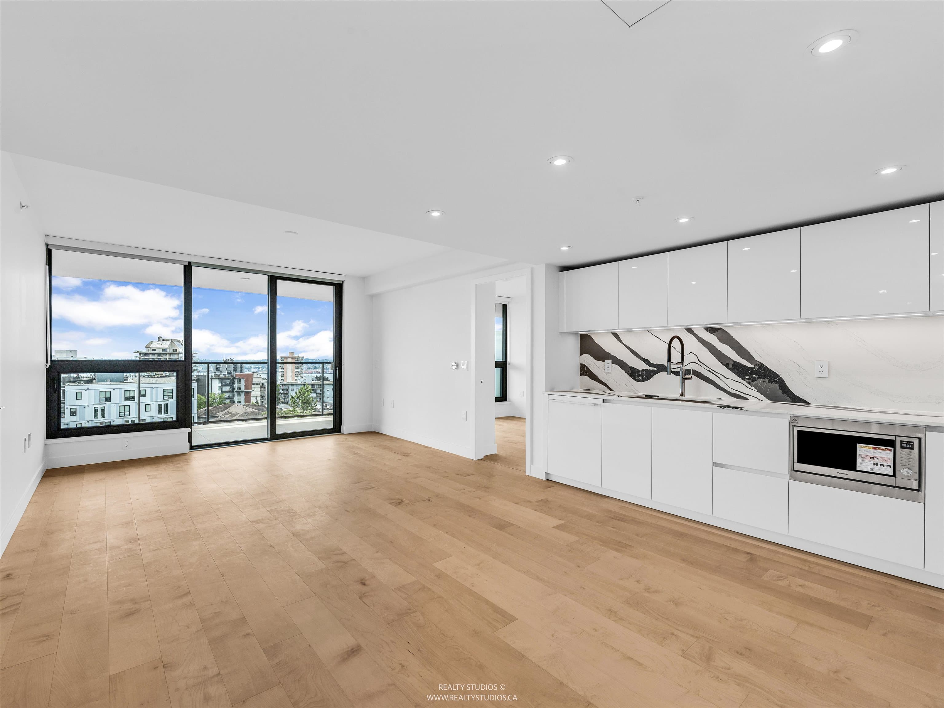 606 - 135 E 13th Street, North Vancouver, V7L 0J8 — photo 5