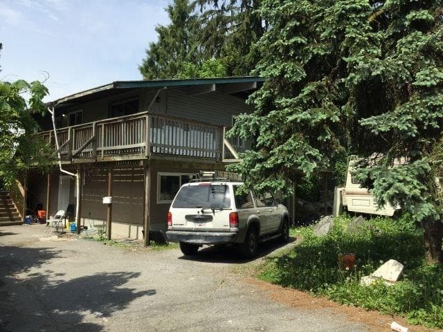 3591 Woodland Drive, Port Coquitlam, V3B 4R5 — photo 2