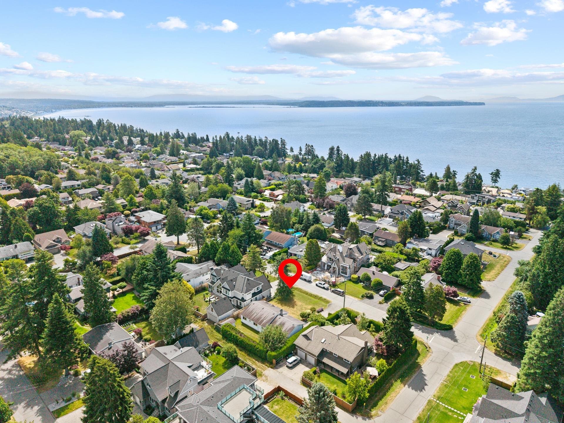 13223 15 Avenue, Surrey