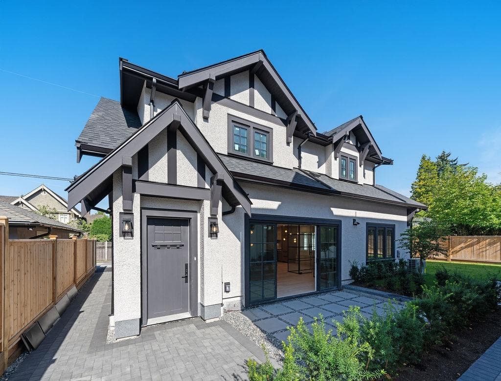 6855 Cypress Street, Vancouver, V0V 0V0 — photo 2