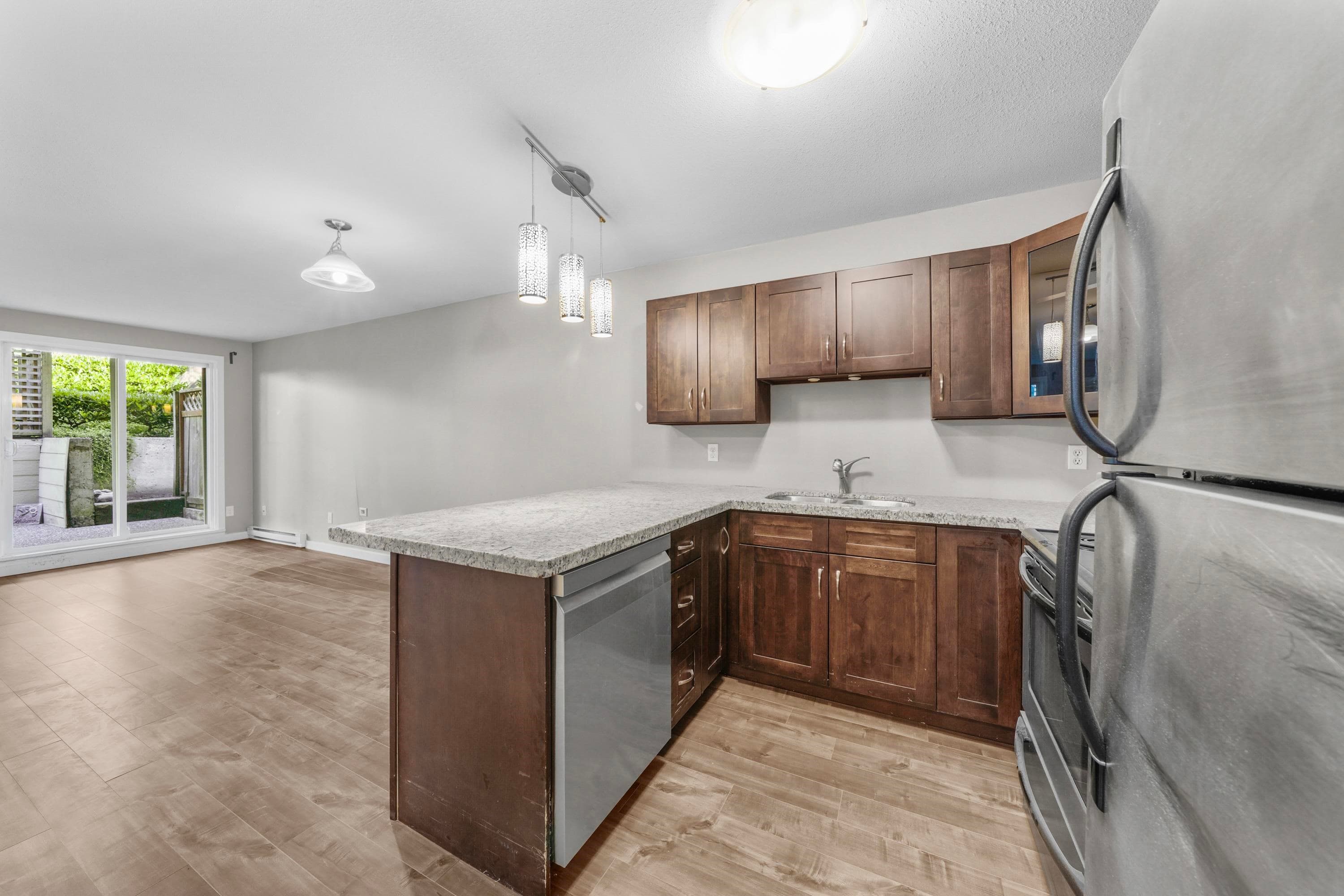 215 - 450 Bromley Street, Coquitlam, V3K 6S5 — photo 4