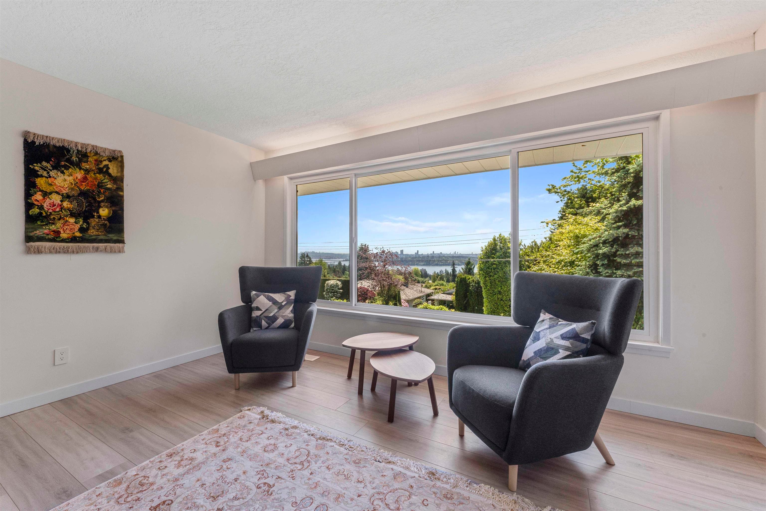 1895 Rosebery Avenue, West Vancouver, V7V 2Z5 — photo 4