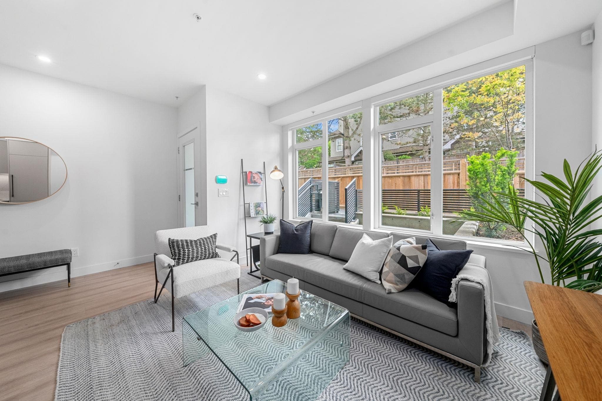 112 - 7161 17th Avenue, Burnaby, V3N 0K1 — photo 4