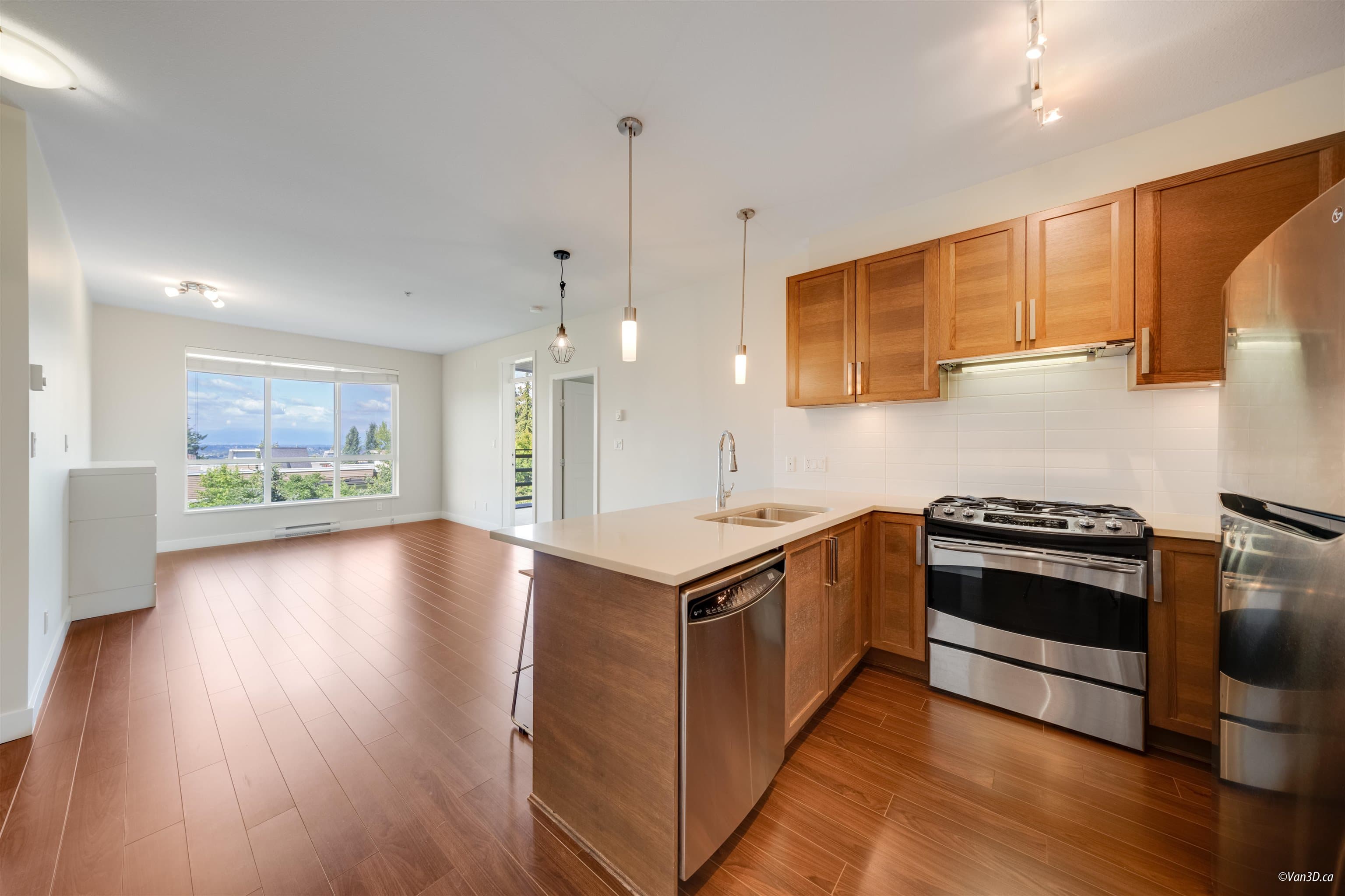 210 - 15850 26 Avenue, Surrey, V3S 2N6 — photo 1