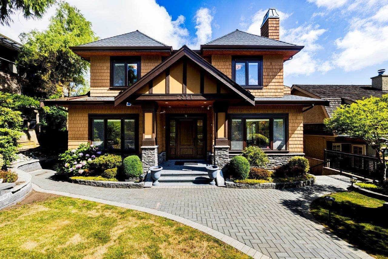 2351 W 34th Avenue, Vancouver