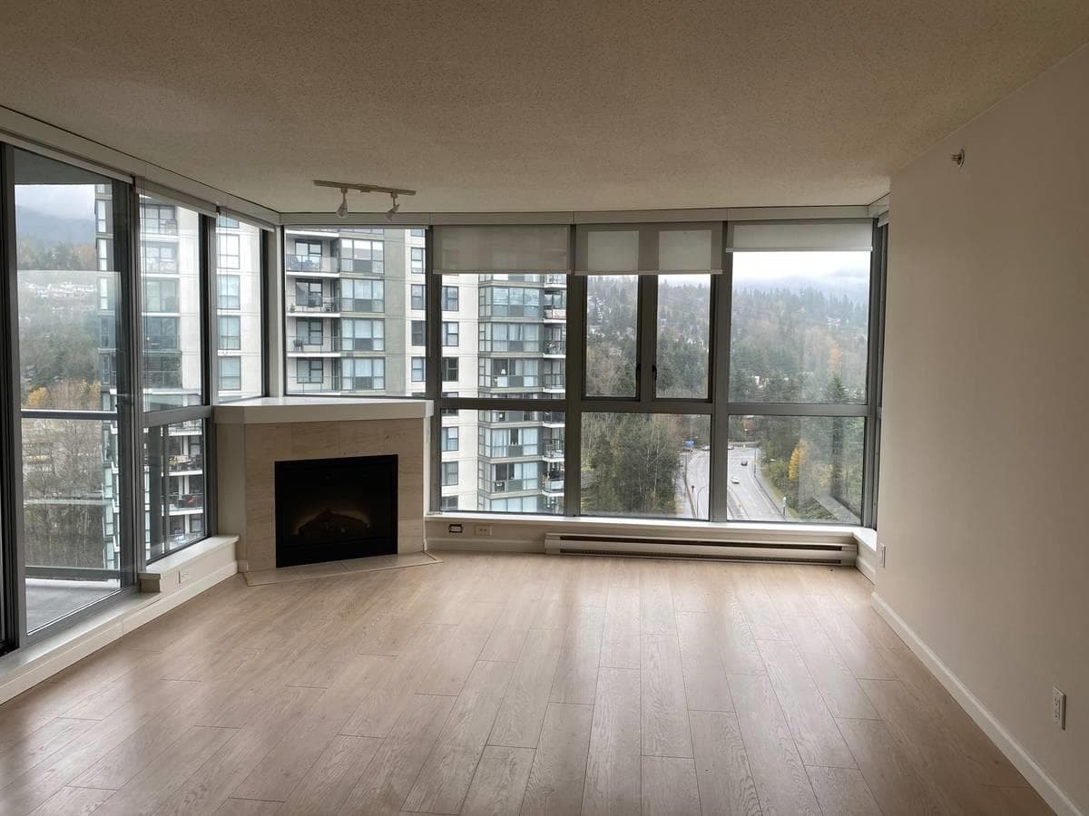 1801 - 295 Guildford Way, Port Moody, V3H 5N3 — photo 3