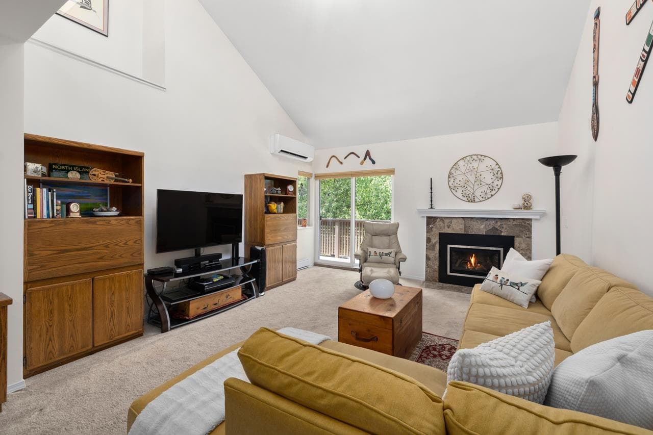824 Roche Point Drive, North Vancouver