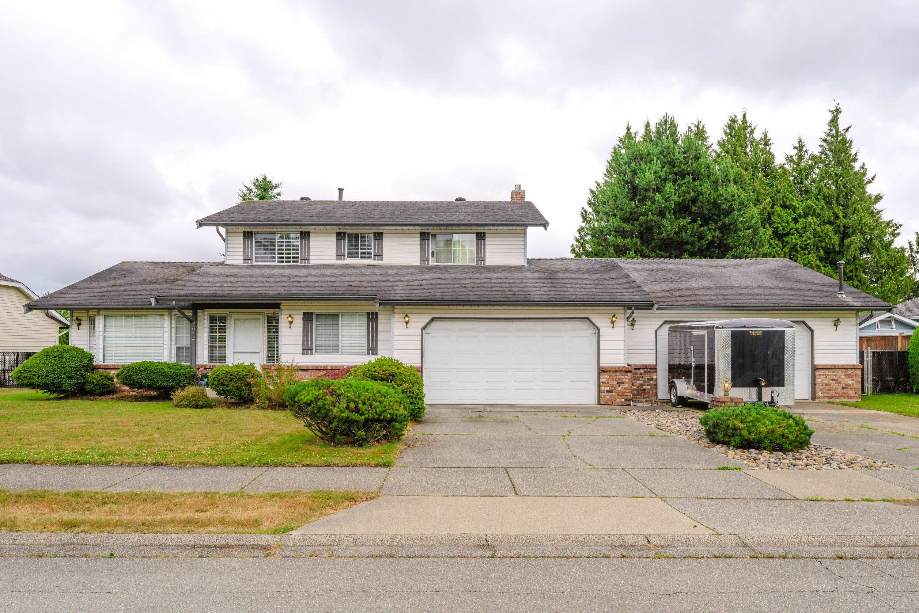 5644 E Sunrise Crescent, Surrey, V3S 7M5 — photo 3