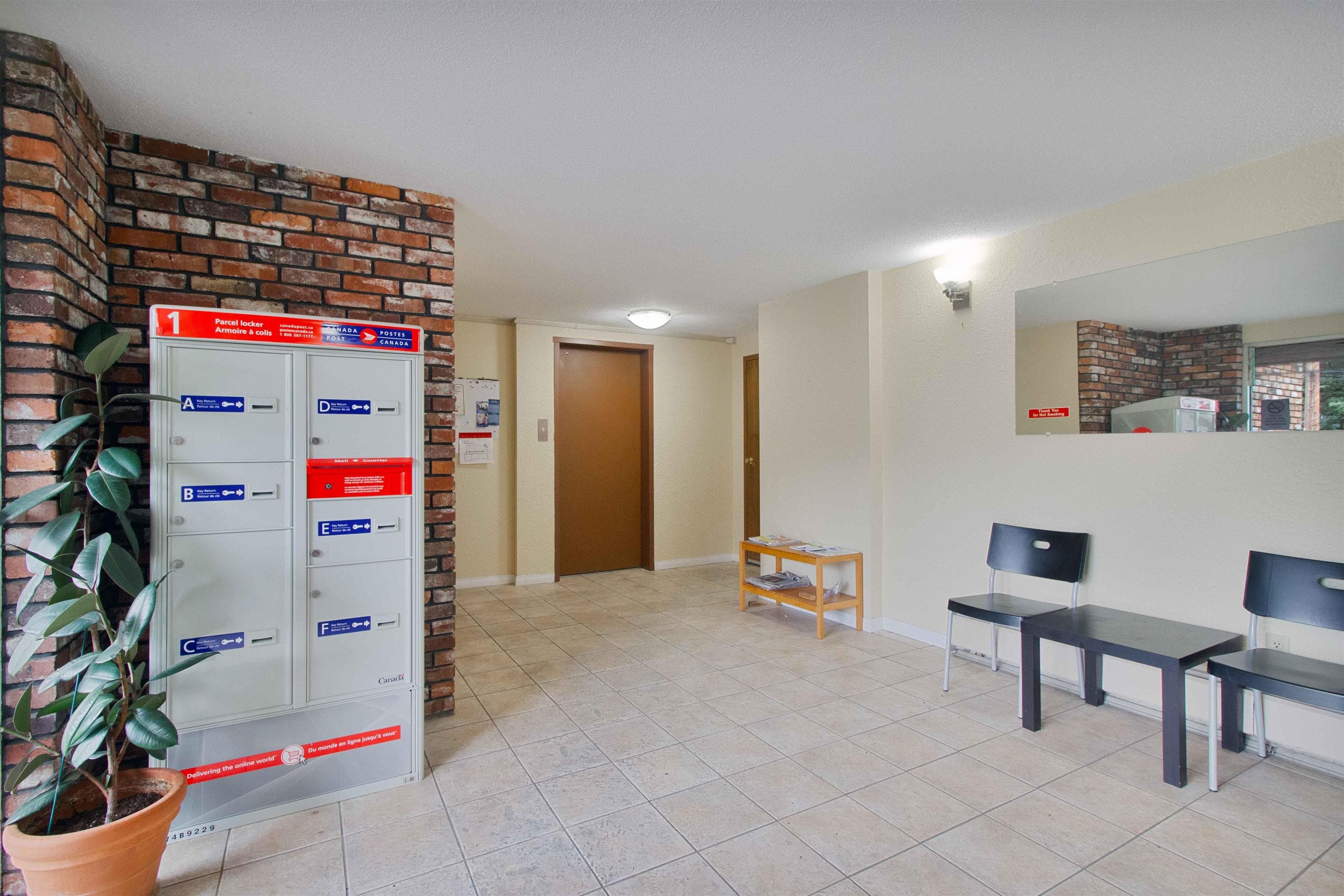 205 - 1331 Fir Street, White Rock, V4B 4B3 — photo 3