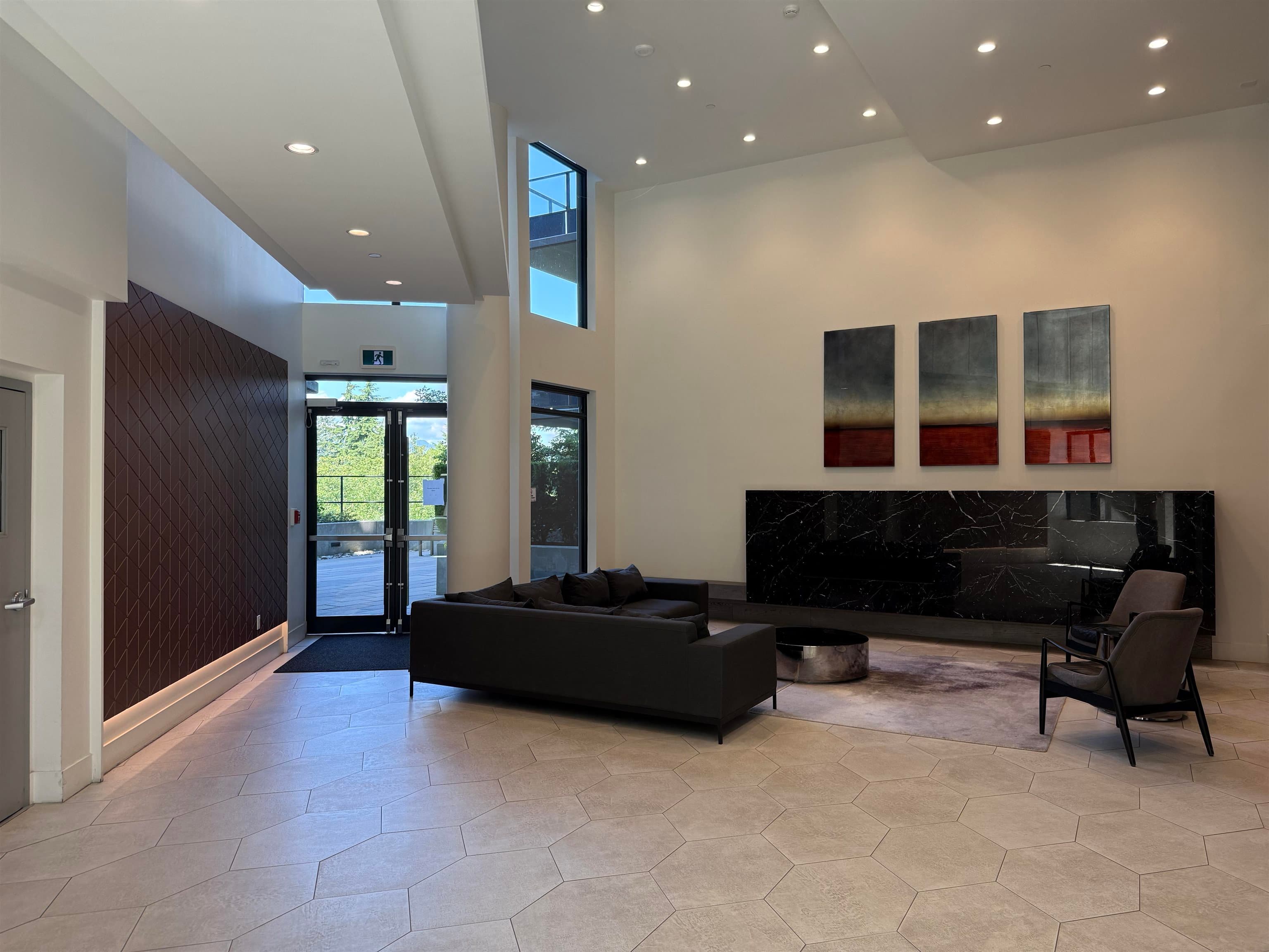 609 - 8850 University Crescent, Burnaby, V5A 0C8 — photo 3