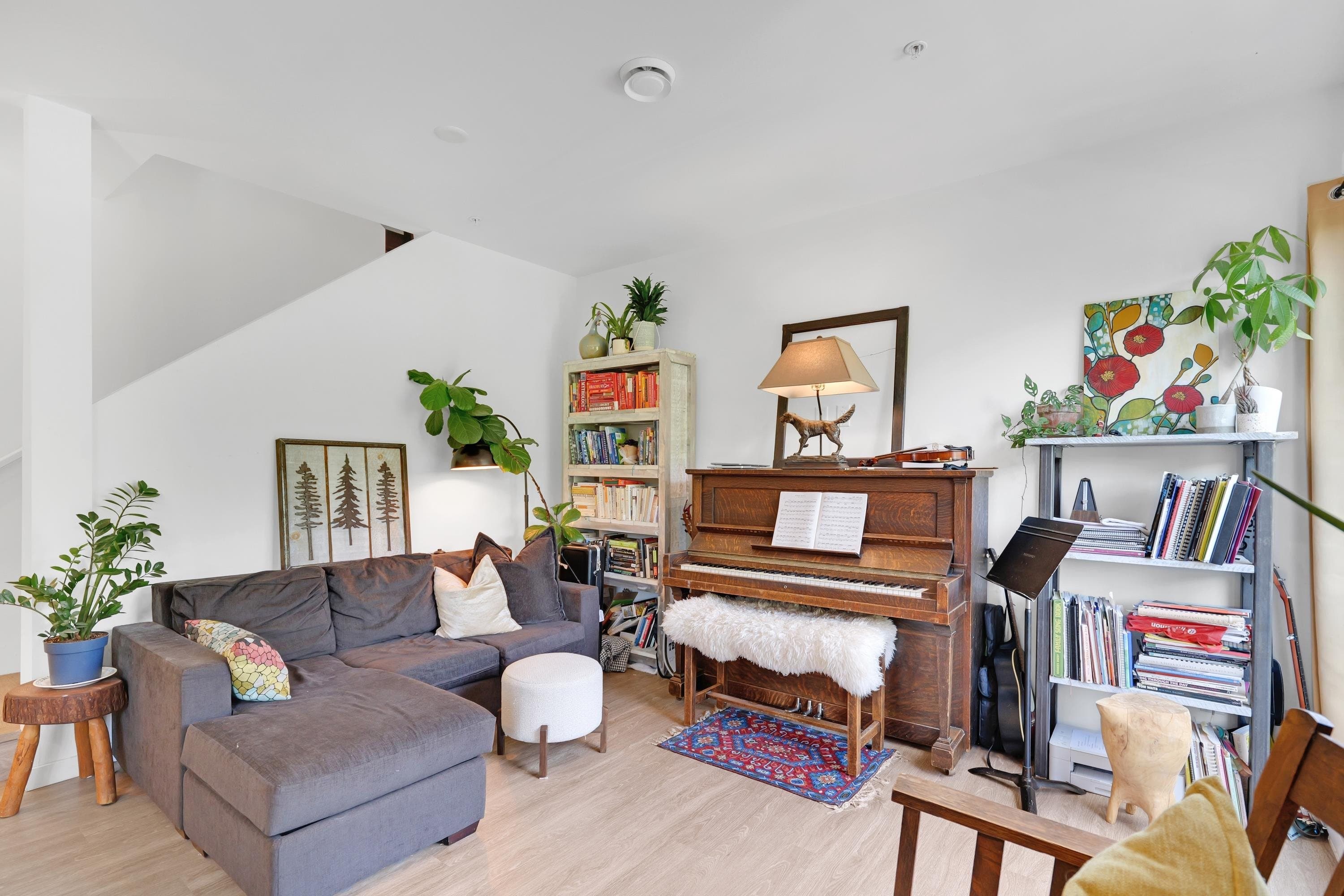 301 - 37762 Third Avenue, Squamish, V8B 1C3 — photo 4