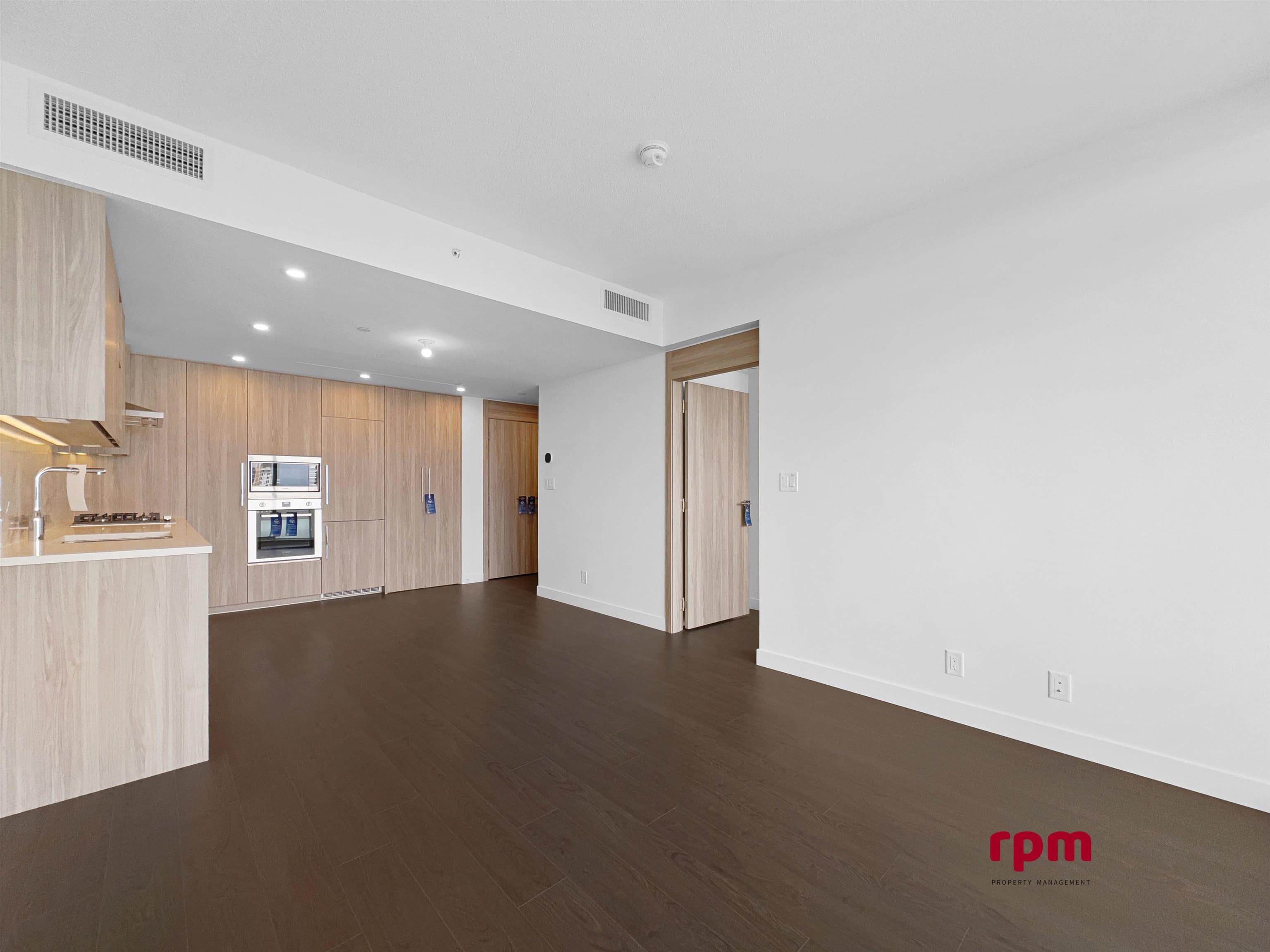 31xx - 13778 100 Avenue, Surrey, V3T 0V3 — photo 5