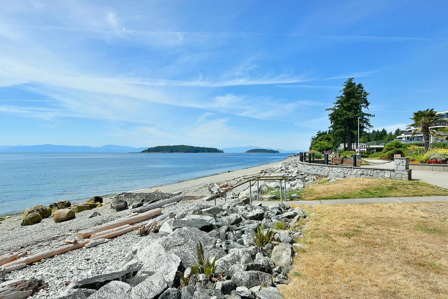 104 - 5470 Inlet Avenue, Sechelt, V7Z 0H4 — photo 3