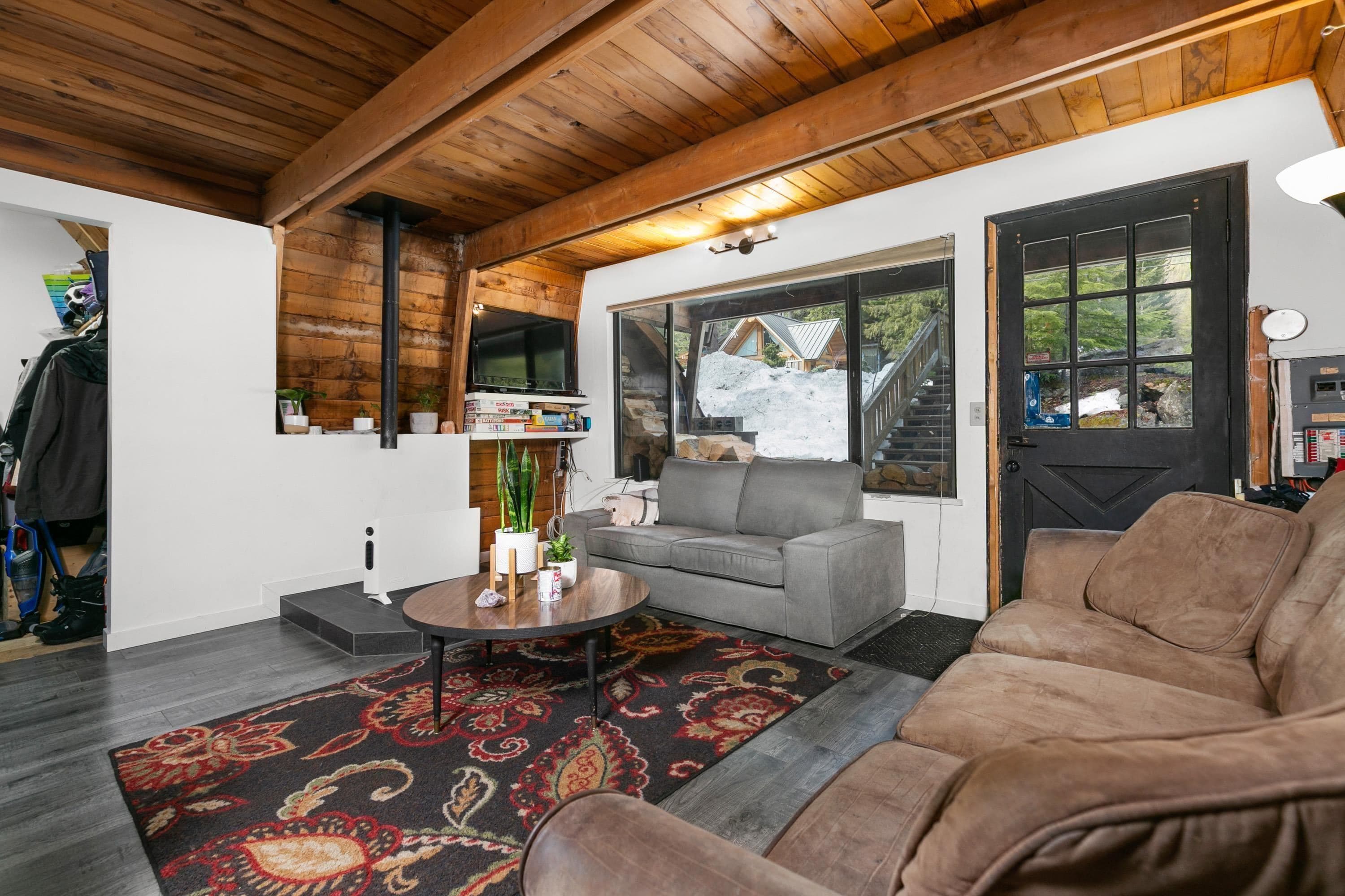 8160 Alpine Way, Whistler, V8E 0G2 — photo 4