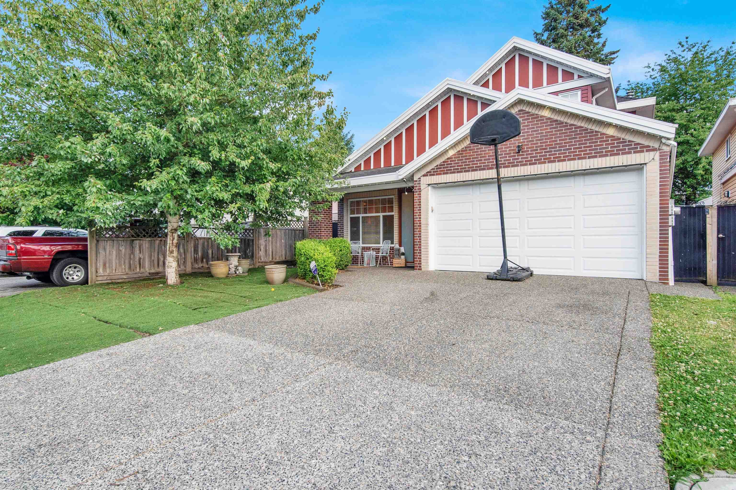 11286 79a Avenue, Delta