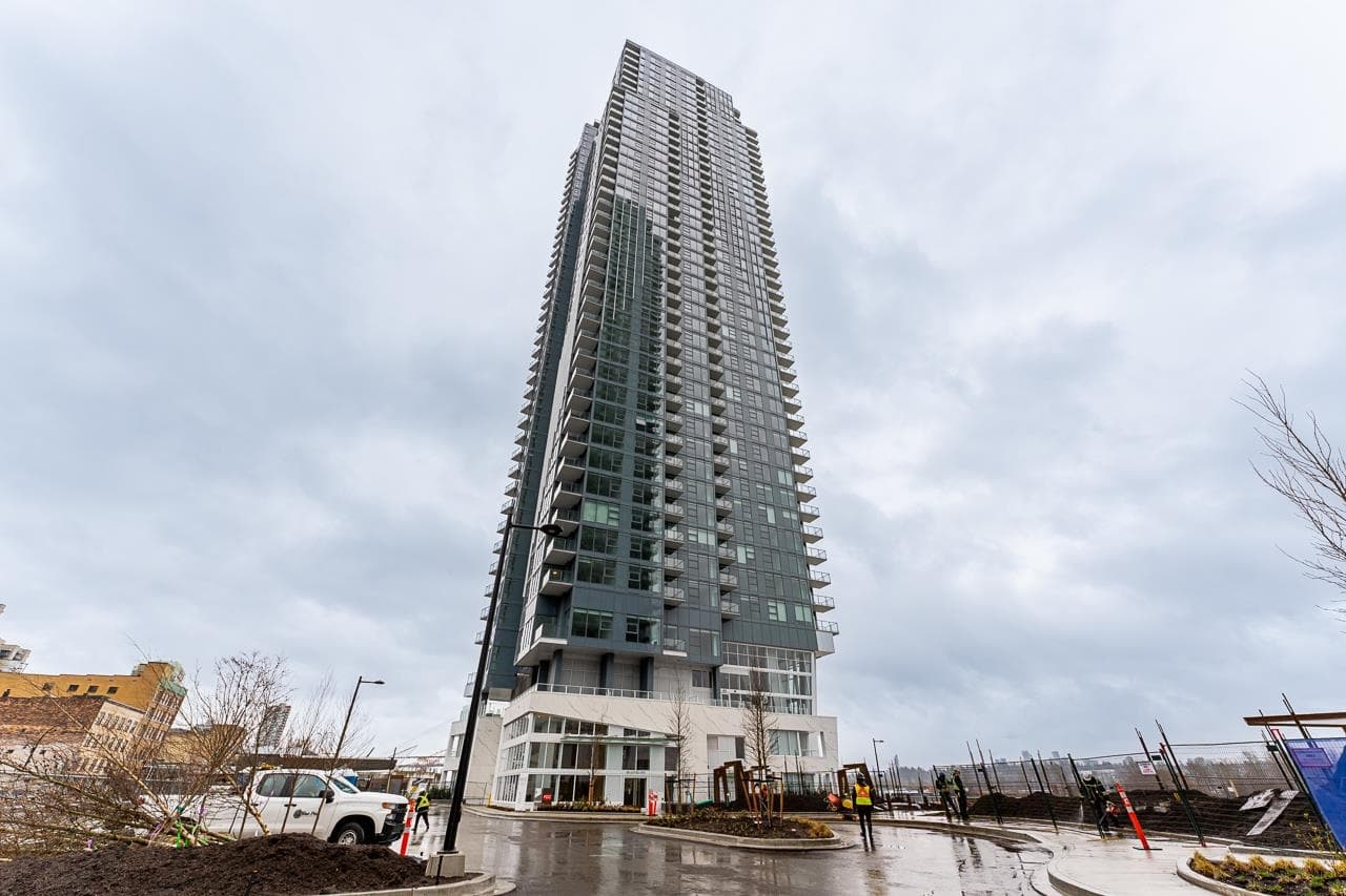 1403 - 660 Quayside Drive, New Westminster, V3M 0P1 — photo 2