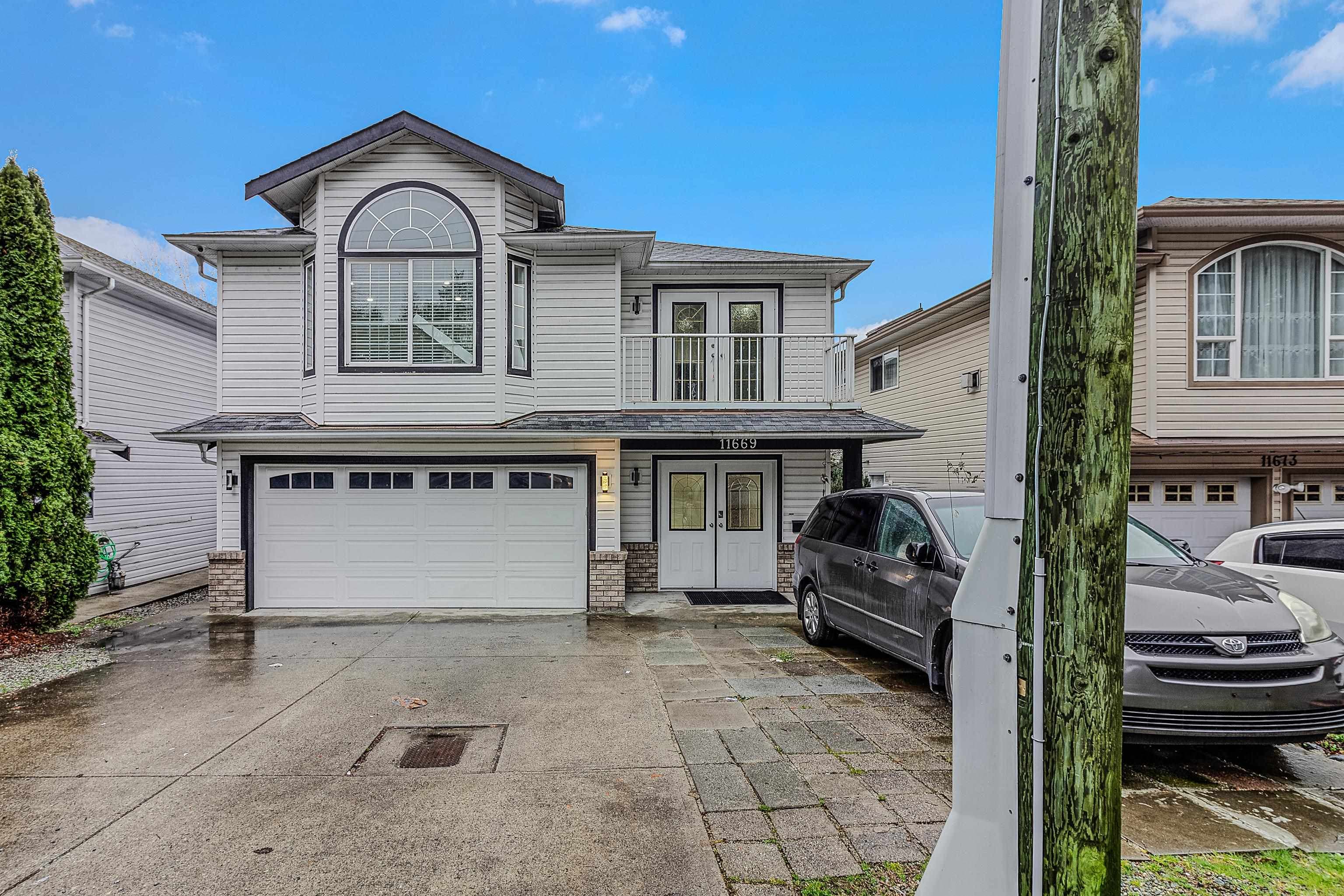 11669 207 Street, Maple Ridge