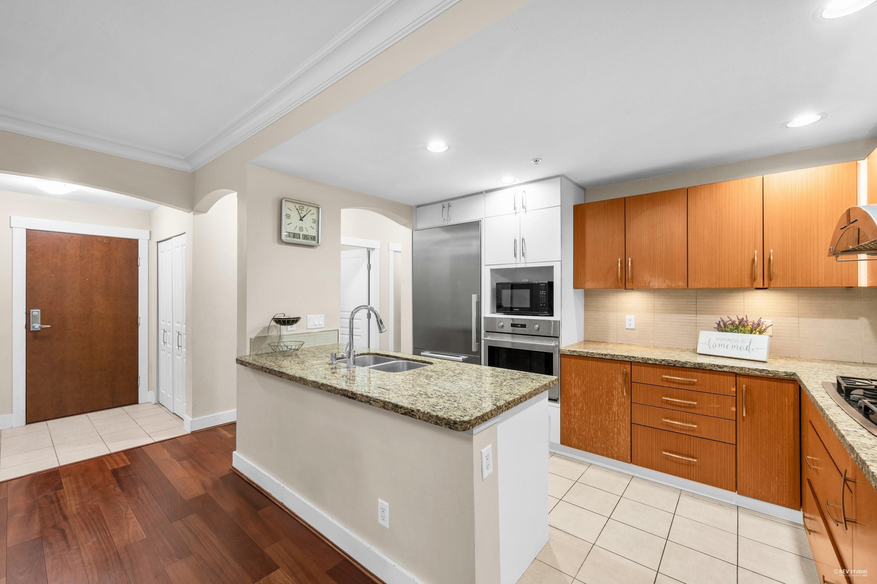 212 - 6333 Larkin Drive, Vancouver, V6T 0A7 — photo 4