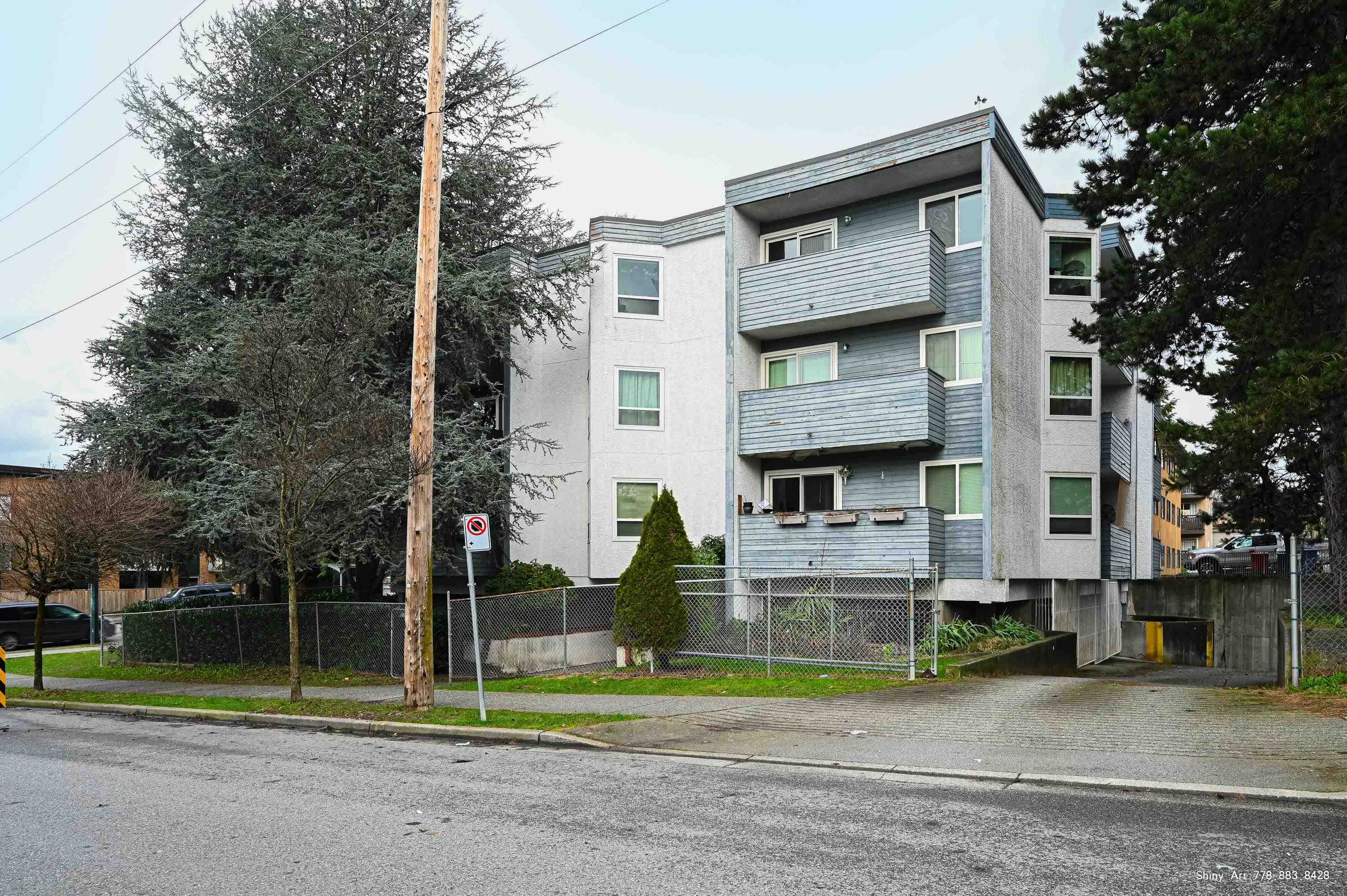 406 - 16 Lakewood Drive, Vancouver
