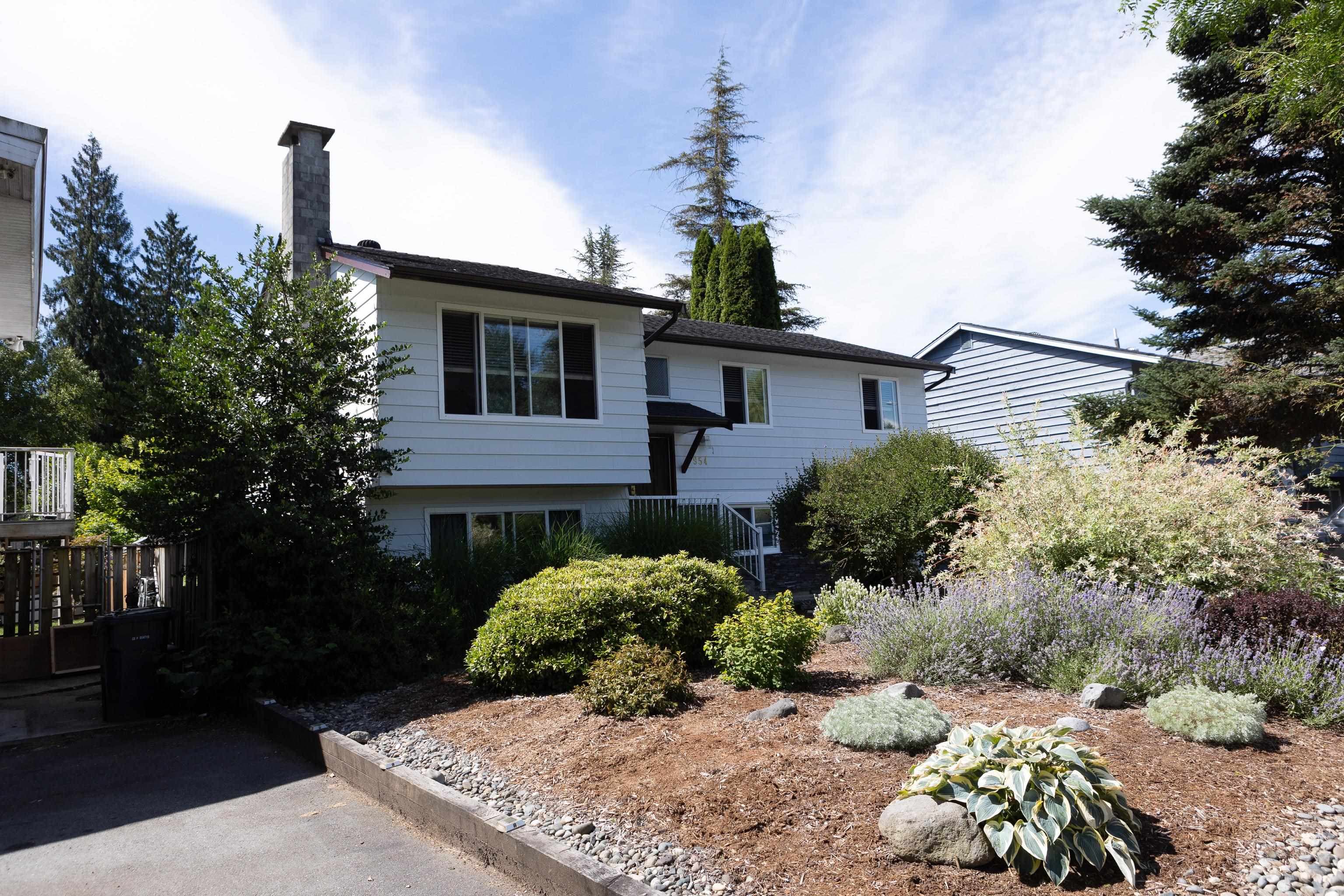 954 Lincoln Avenue, Port Coquitlam, V3B 5L3 — photo 3